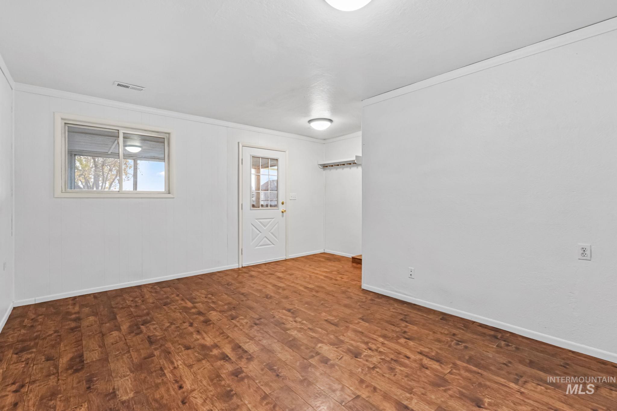 10065 Deer Flat Rd, Nampa, Idaho 83686, 4 Bedrooms, 2 Bathrooms, Residential For Sale, Price $589,900, 98968683