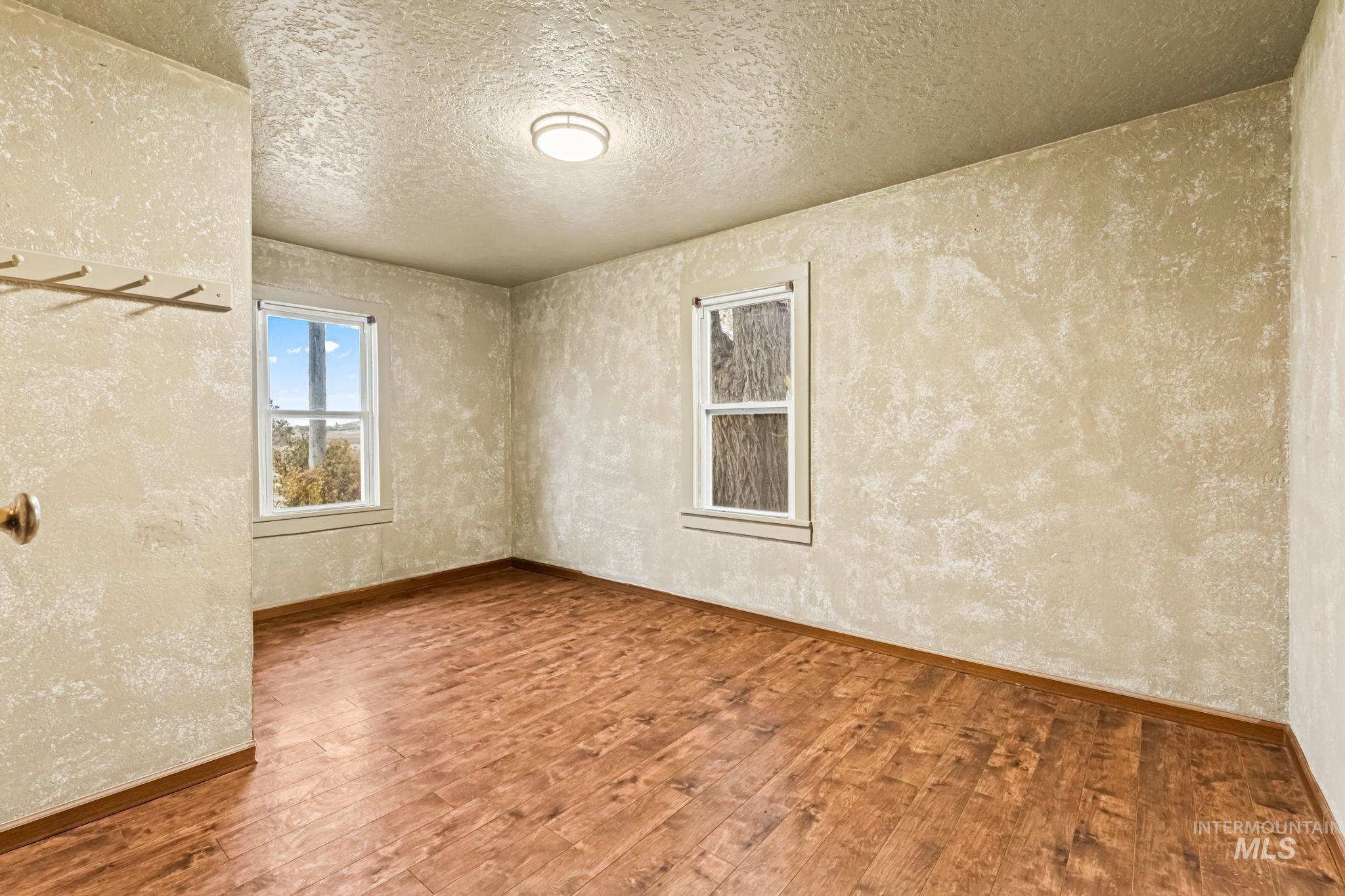 10065 Deer Flat Rd, Nampa, Idaho 83686, 4 Bedrooms, 2 Bathrooms, Residential For Sale, Price $589,900, 98968683