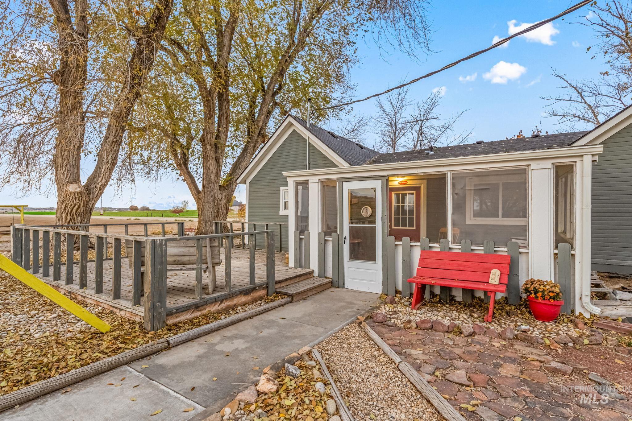 10065 Deer Flat Rd, Nampa, Idaho 83686, 4 Bedrooms, 2 Bathrooms, Residential For Sale, Price $589,900, 98968683