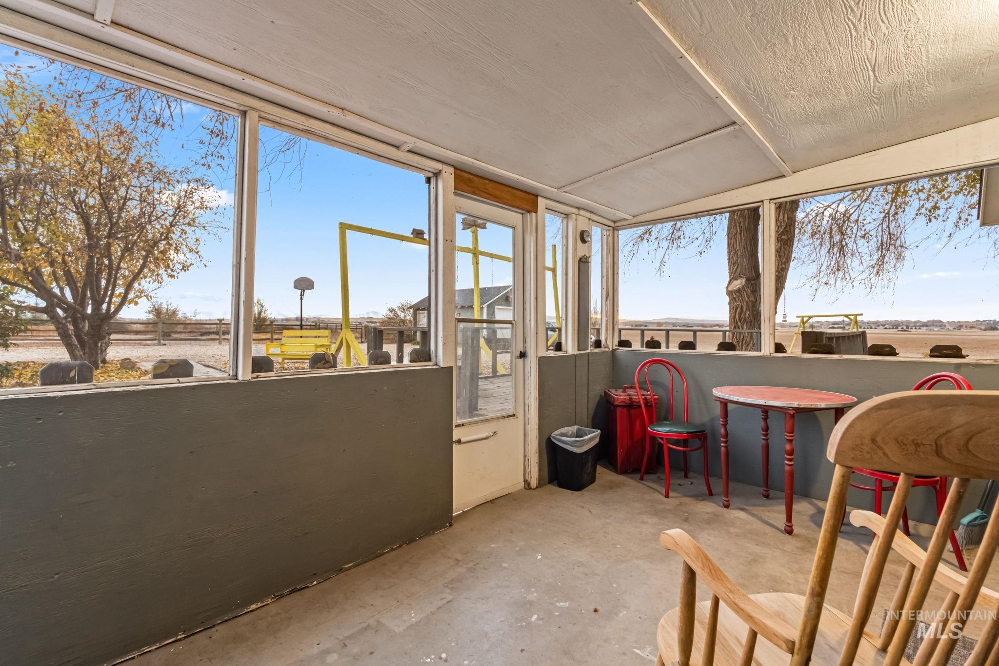 10065 Deer Flat Rd, Nampa, Idaho 83686, 4 Bedrooms, 2 Bathrooms, Residential For Sale, Price $589,900, 98968683