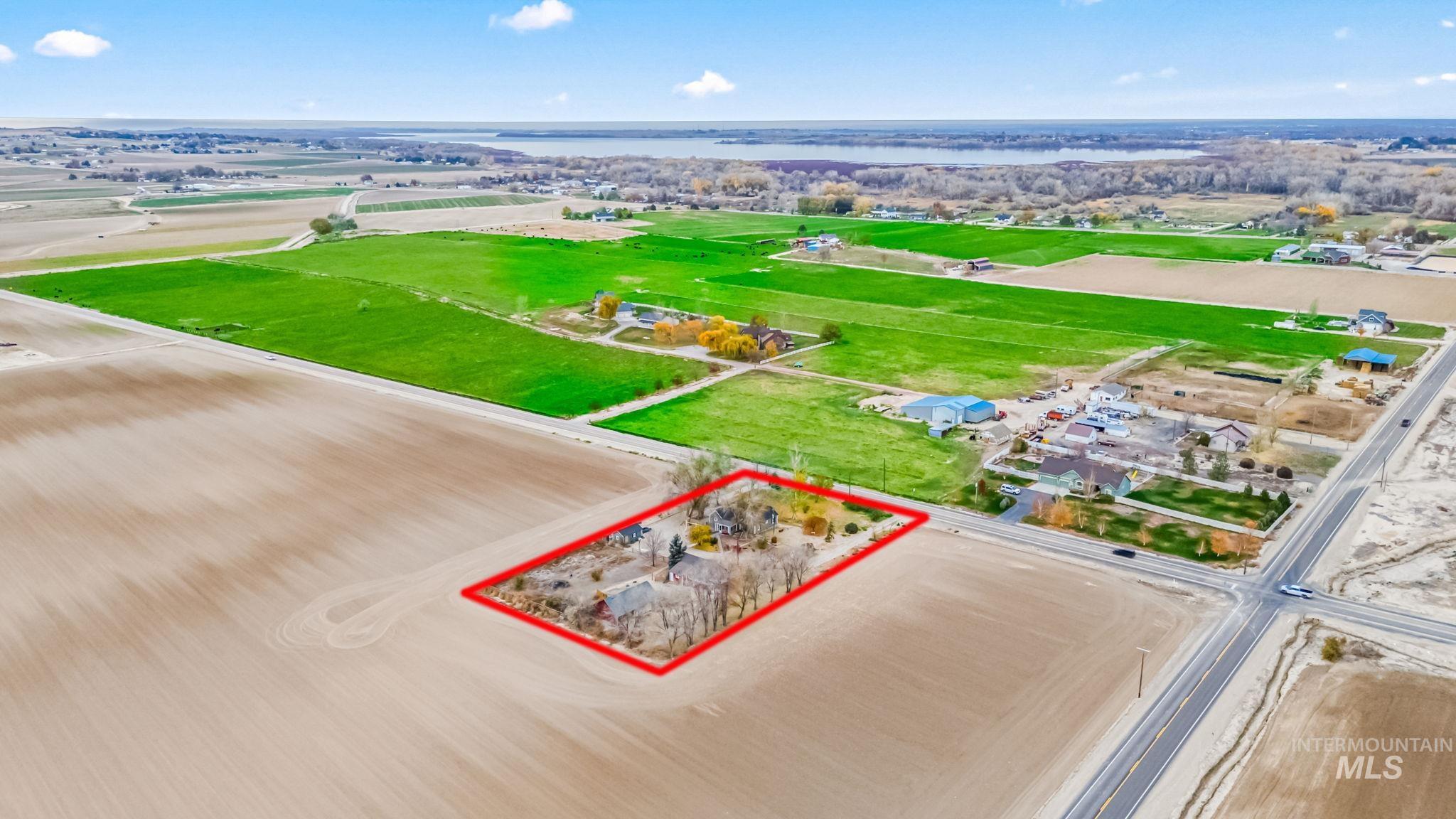 10065 Deer Flat Rd, Nampa, Idaho 83686, 4 Bedrooms, 2 Bathrooms, Residential For Sale, Price $589,900, 98968683