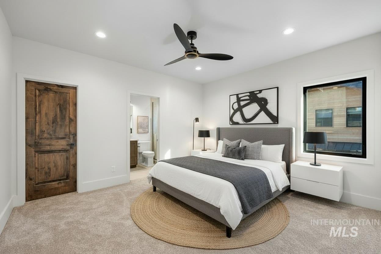 Second Floor Jr Suite - Virtually Staged