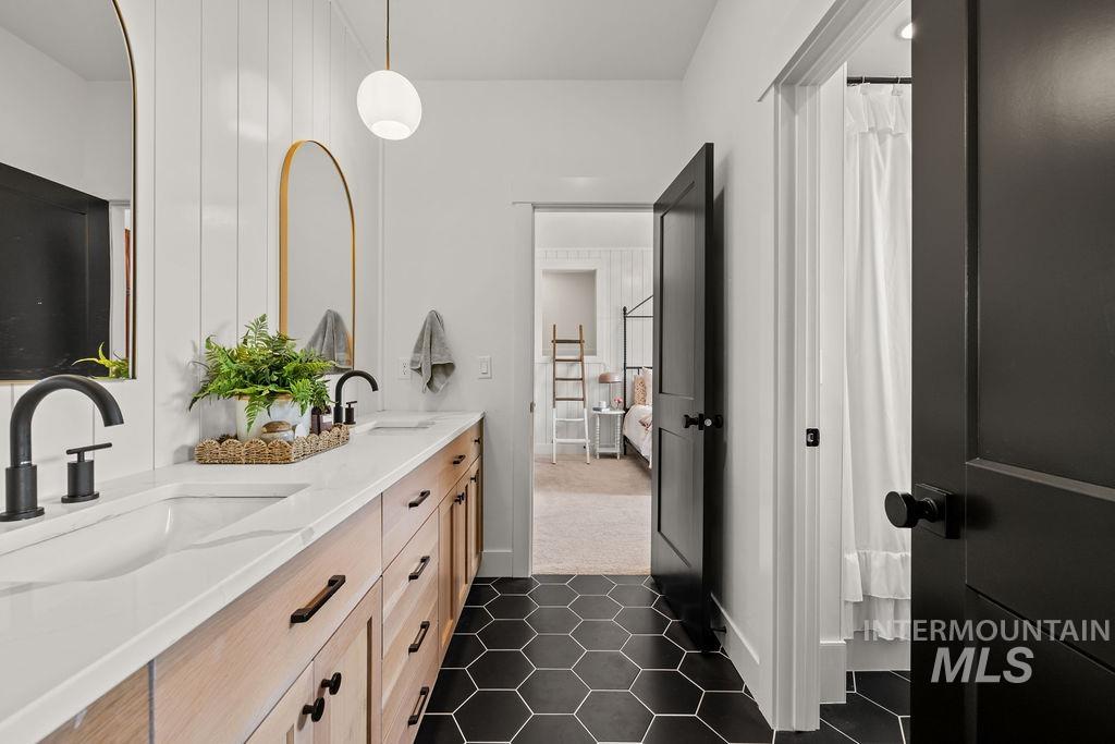 7720 W Lookout View Ct, Meridian, Idaho 83646, 5 Bedrooms, 5 Bathrooms, Residential For Sale, Price $2,549,999, 98968686