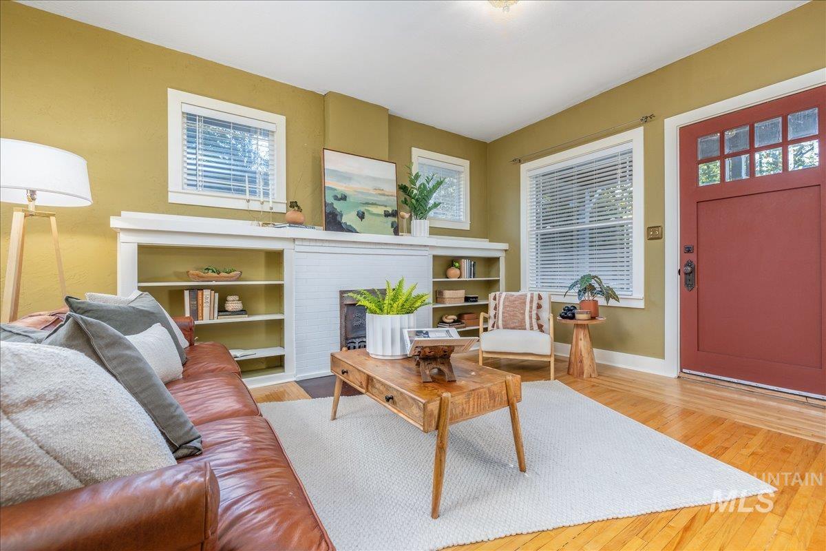 1410 N 20th Street, Boise, Idaho 83702, 3 Bedrooms, 1.5 Bathrooms, Residential For Sale, Price $735,000, 98968694