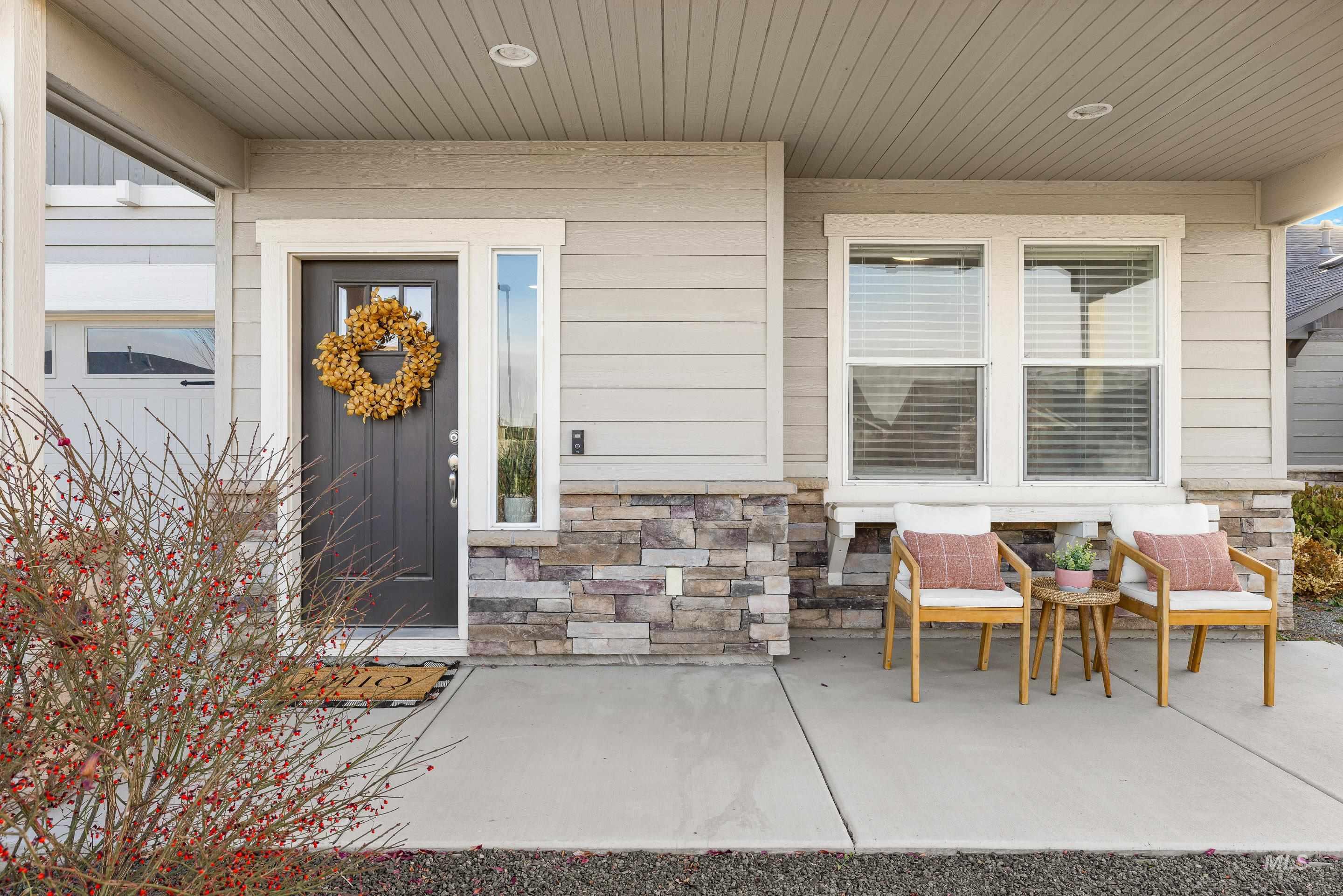 2413 W Foxglove Dr, Nampa, Idaho 83686, 3 Bedrooms, 2 Bathrooms, Residential For Sale, Price $410,000, 98968696