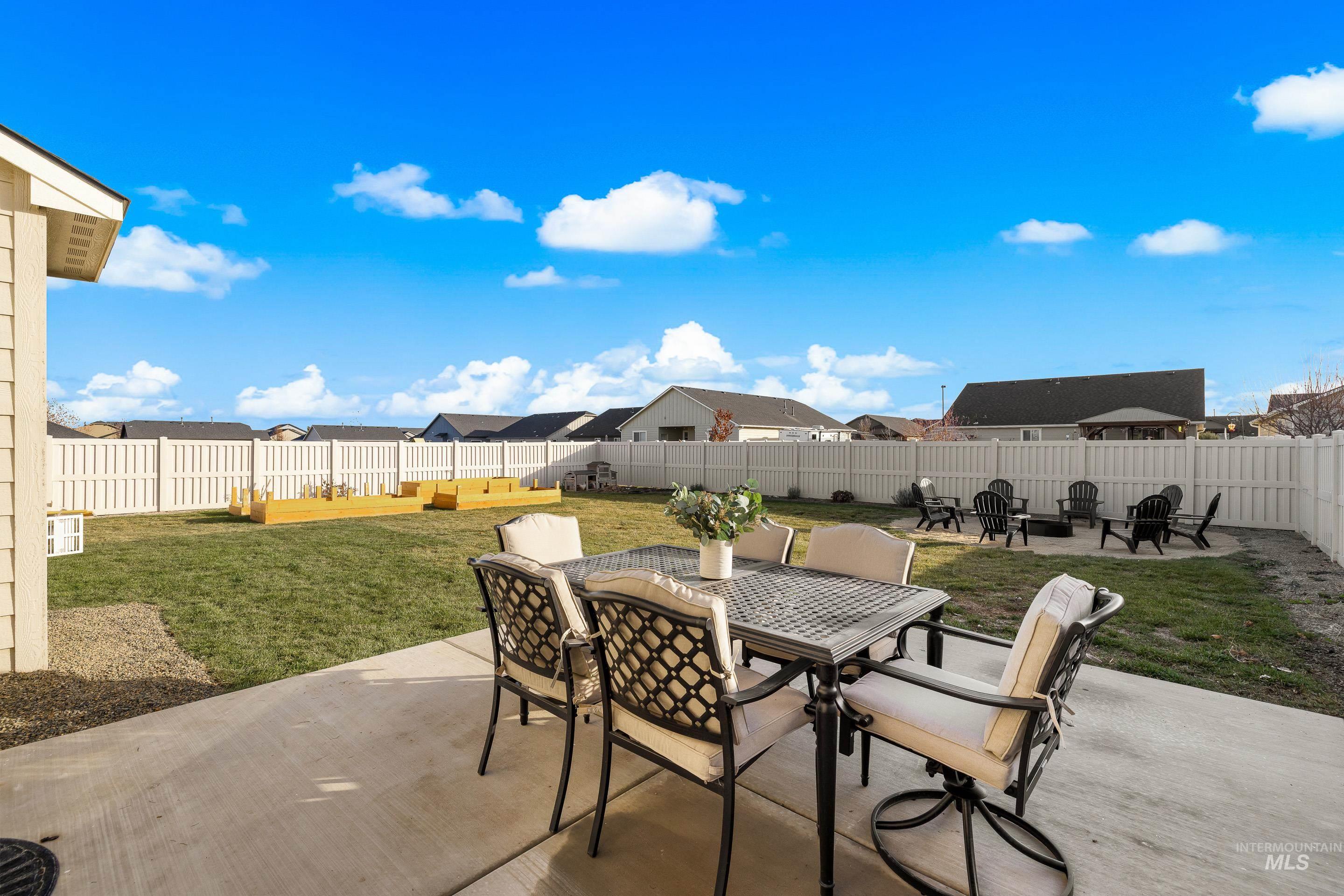 2413 W Foxglove Dr, Nampa, Idaho 83686, 3 Bedrooms, 2 Bathrooms, Residential For Sale, Price $410,000, 98968696