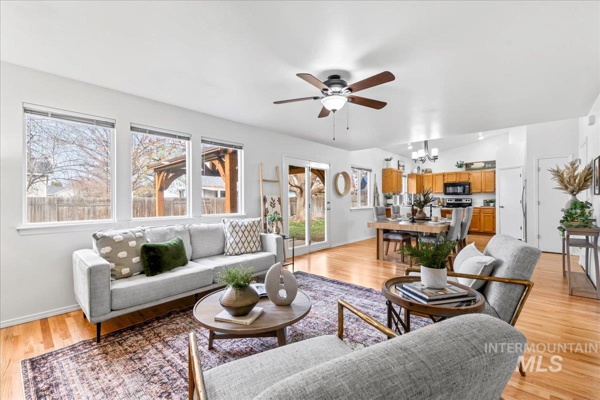 2628 W Leonard, Meridian, Idaho 83642, 4 Bedrooms, 2.5 Bathrooms, Residential For Sale, Price $474,900, 98968697