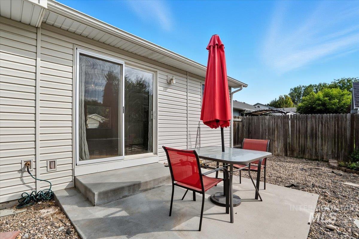 View of patio / terrace featuring outdoor dining area