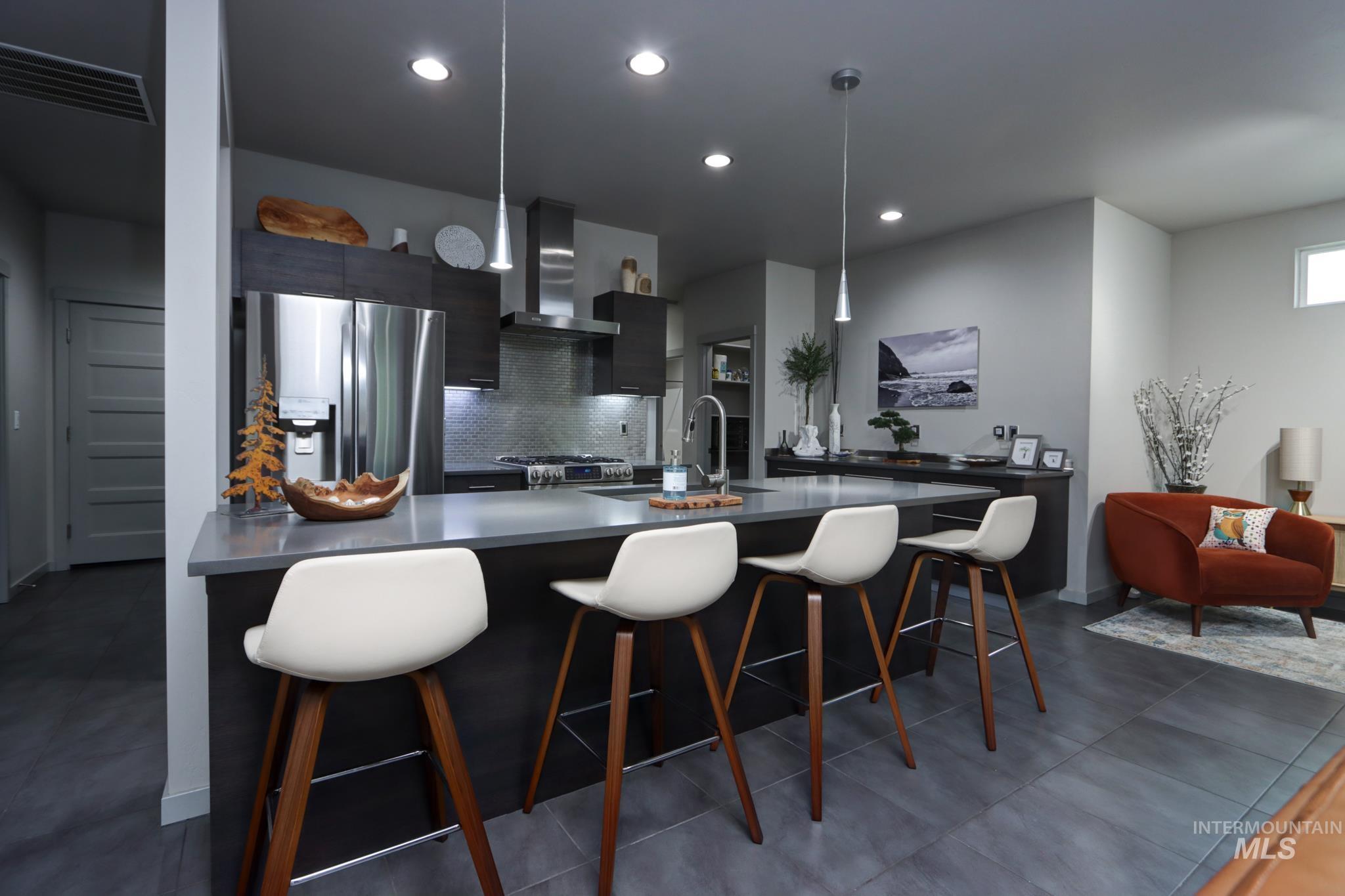 326 E Whitespur, Meridian, Idaho 83642, 2 Bedrooms, 2 Bathrooms, Residential For Sale, Price $418,000, 98968710