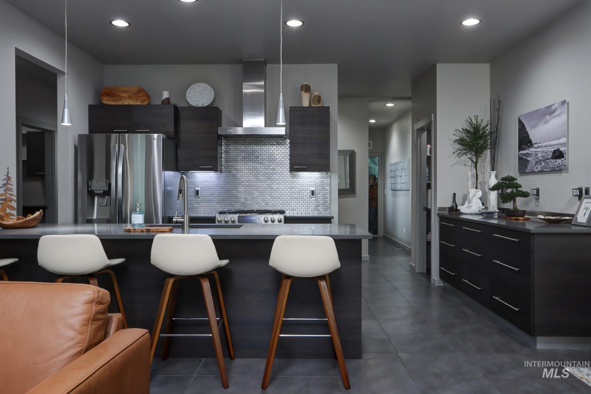 326 E Whitespur, Meridian, Idaho 83642, 2 Bedrooms, 2 Bathrooms, Residential For Sale, Price $418,000, 98968710