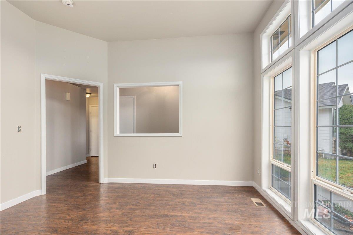 1966 N Pilgrim Avenue, Boise, Idaho 83704, 3 Bedrooms, 2 Bathrooms, Residential For Sale, Price $419,900, 98968717