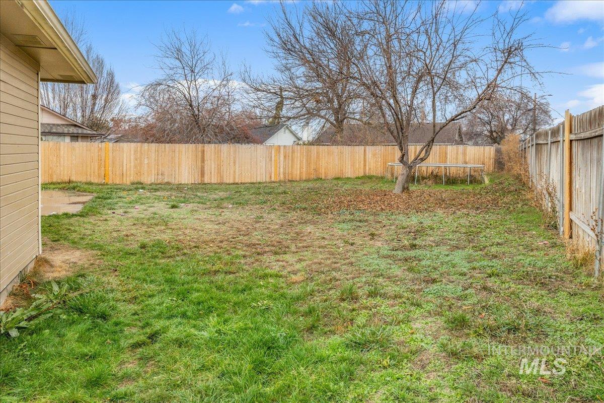 1966 N Pilgrim Avenue, Boise, Idaho 83704, 3 Bedrooms, 2 Bathrooms, Residential For Sale, Price $419,900, 98968717