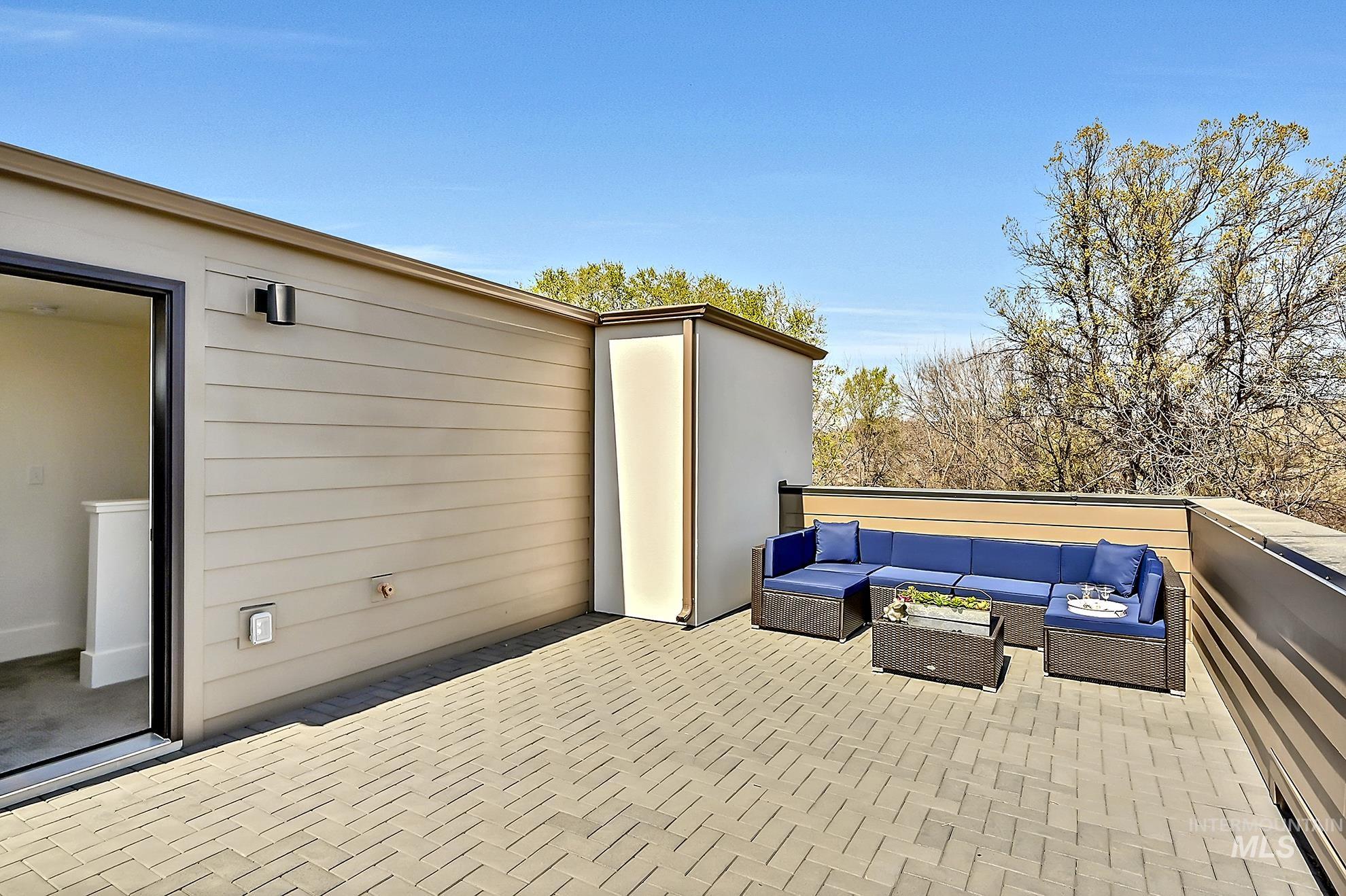 View of patio featuring outdoor lounge area