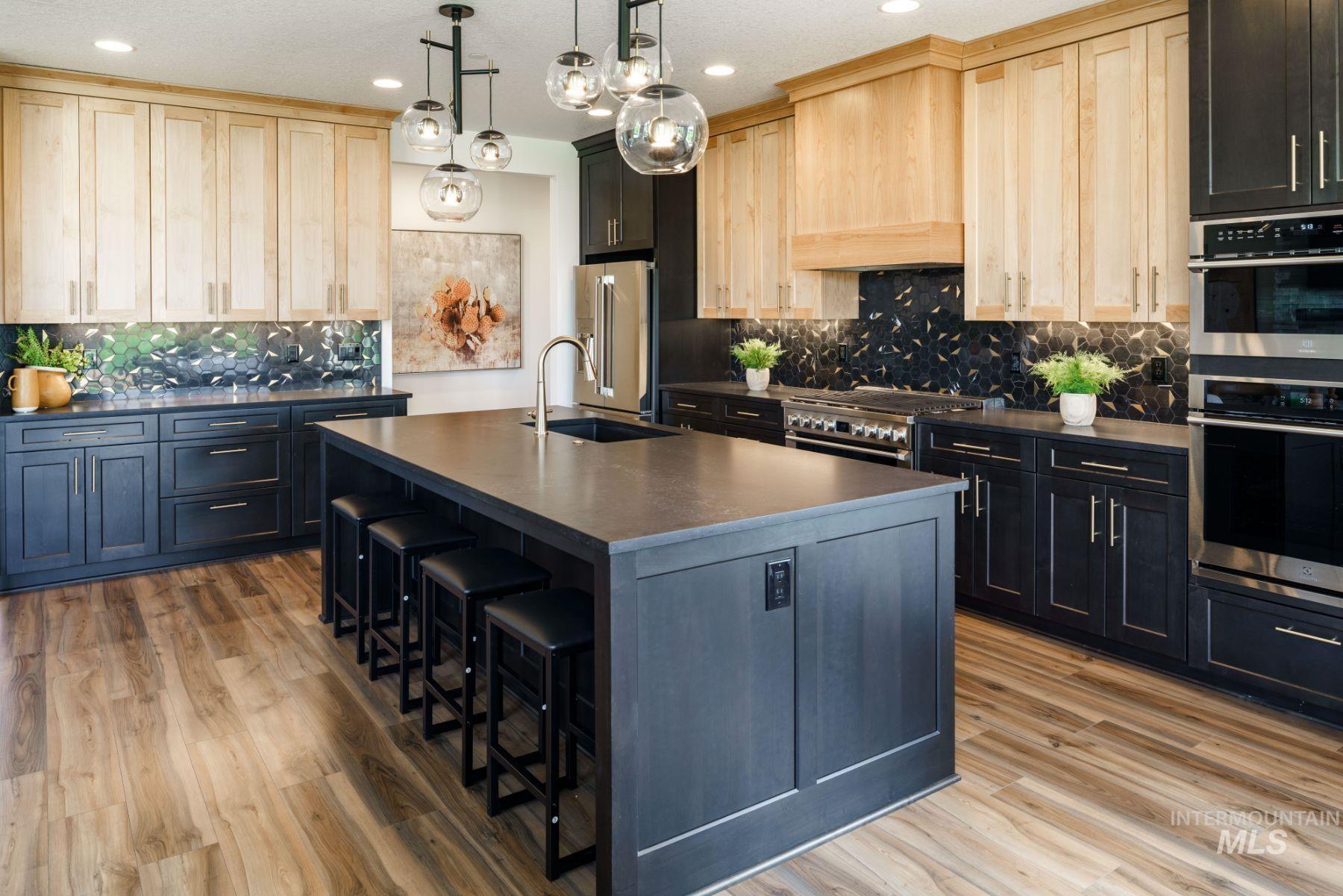 7623 W Flathead Lake Street, Eagle, Idaho 83616, 5 Bedrooms, 4.5 Bathrooms, Residential For Sale, Price $1,402,500, 98968724