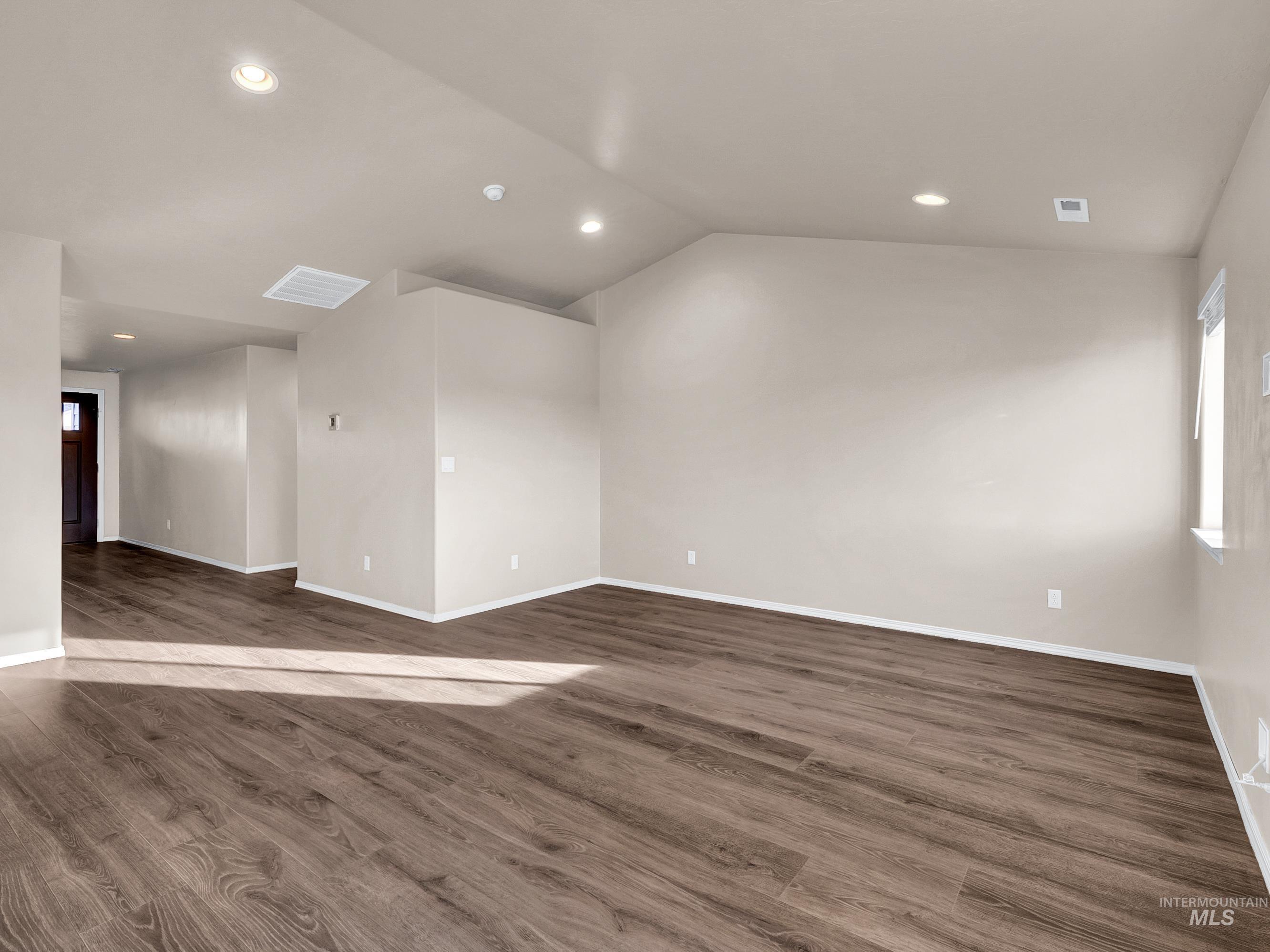 5520 Boomerang way, Caldwell, Idaho 83607, 3 Bedrooms, 2 Bathrooms, Residential For Sale, Price $369,900, 98968725