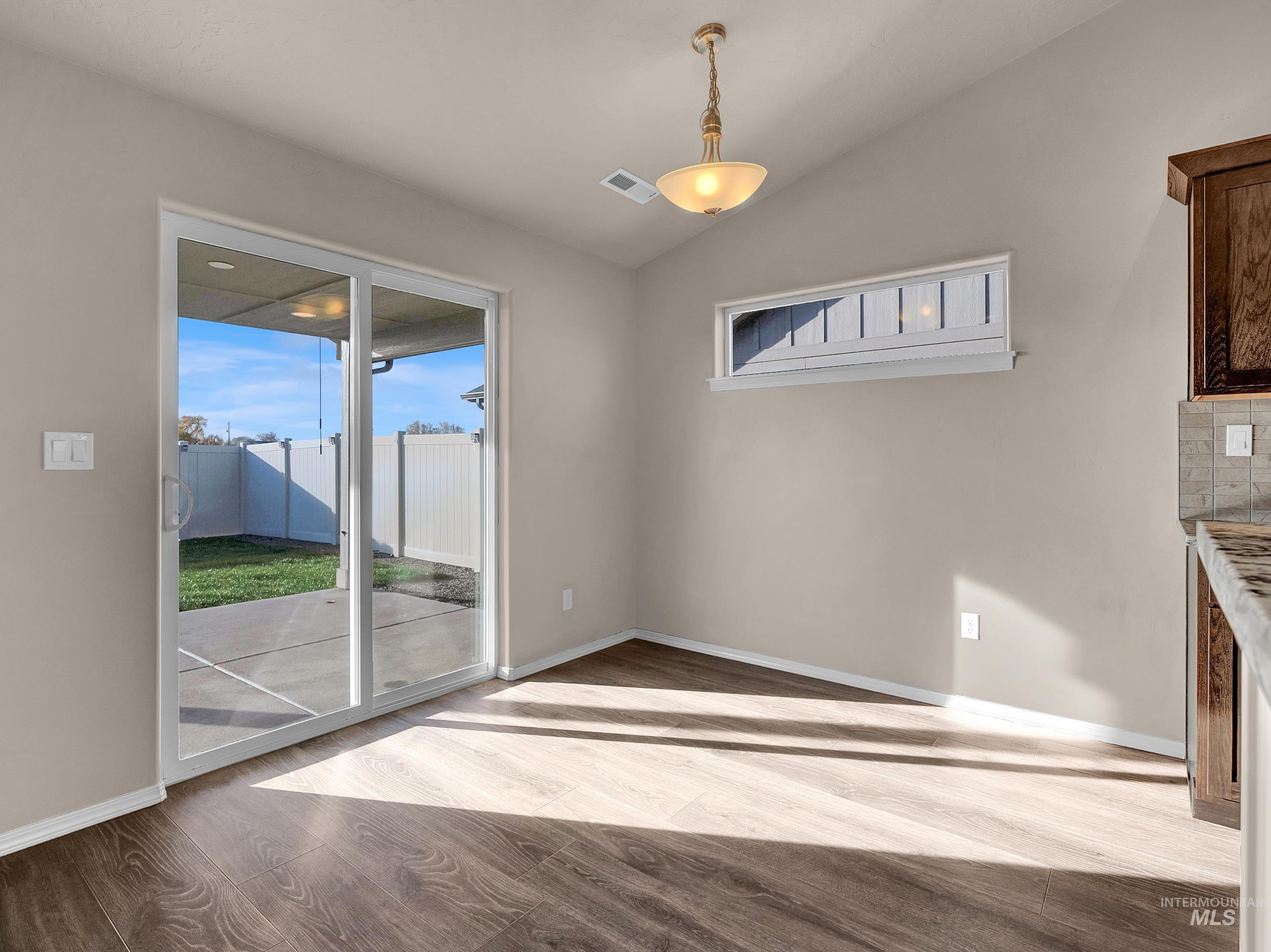 5520 Boomerang way, Caldwell, Idaho 83607, 3 Bedrooms, 2 Bathrooms, Residential For Sale, Price $369,900, 98968725