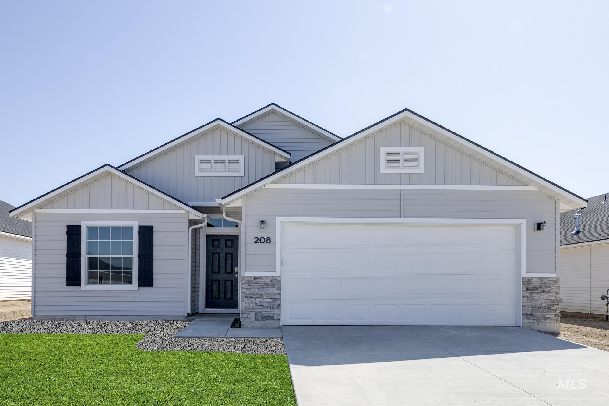 313 N Meadowsweet Ave, Kuna, Idaho 83634, 3 Bedrooms, 2 Bathrooms, Residential For Sale, Price $410,990, 98968769