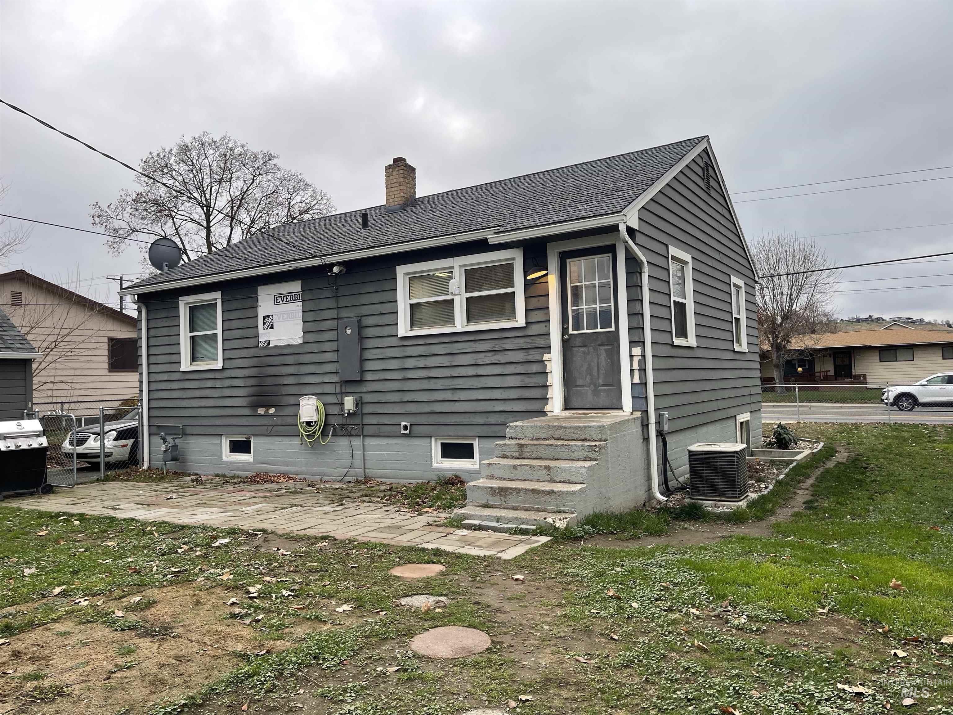 1117 15th Street, Clarkston, Idaho 99403, 3 Bedrooms, 1 Bathroom, Residential For Sale, Price $325,000, 98968775