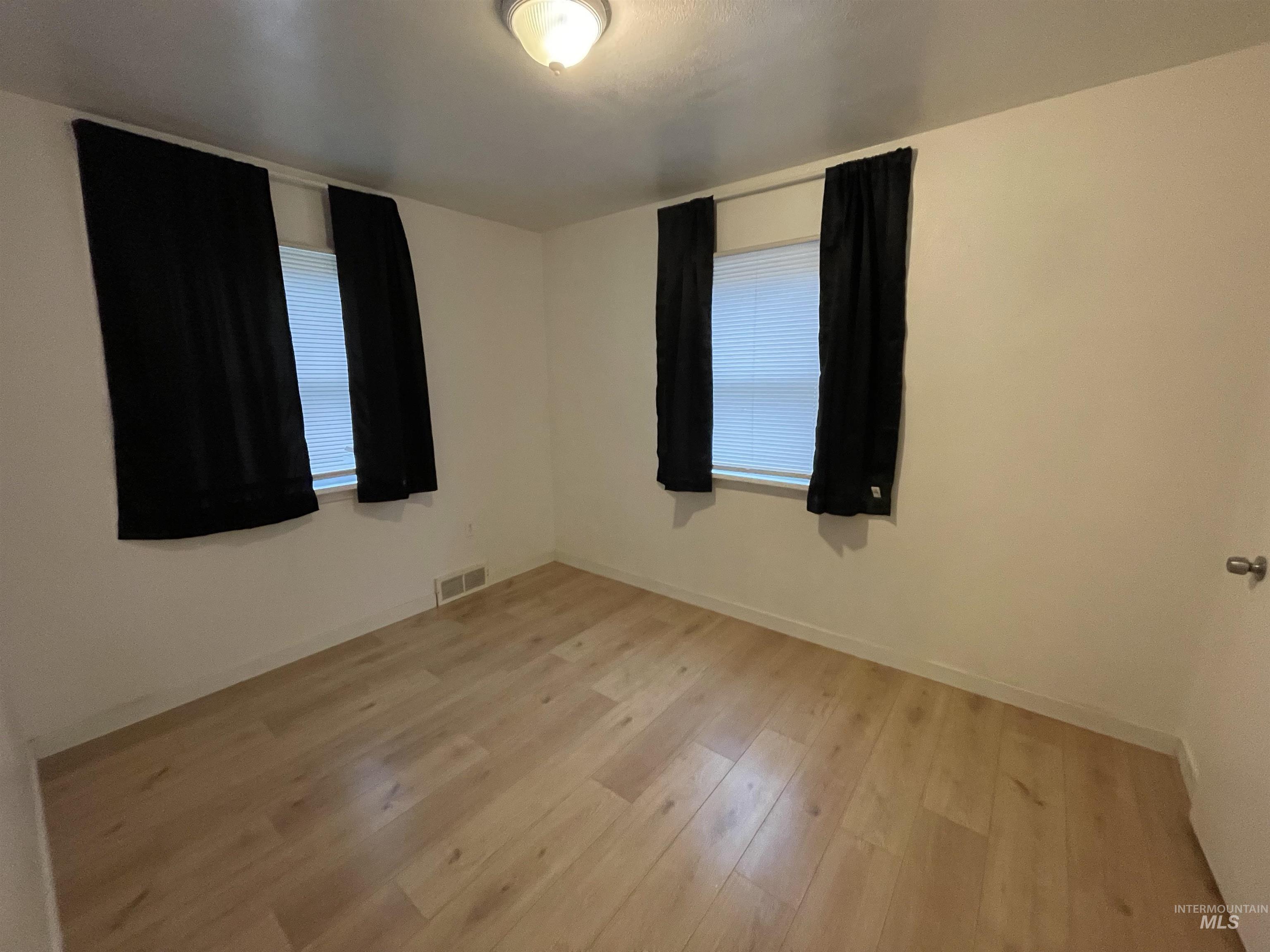 1117 15th Street, Clarkston, Idaho 99403, 3 Bedrooms, 1 Bathroom, Residential For Sale, Price $325,000, 98968775