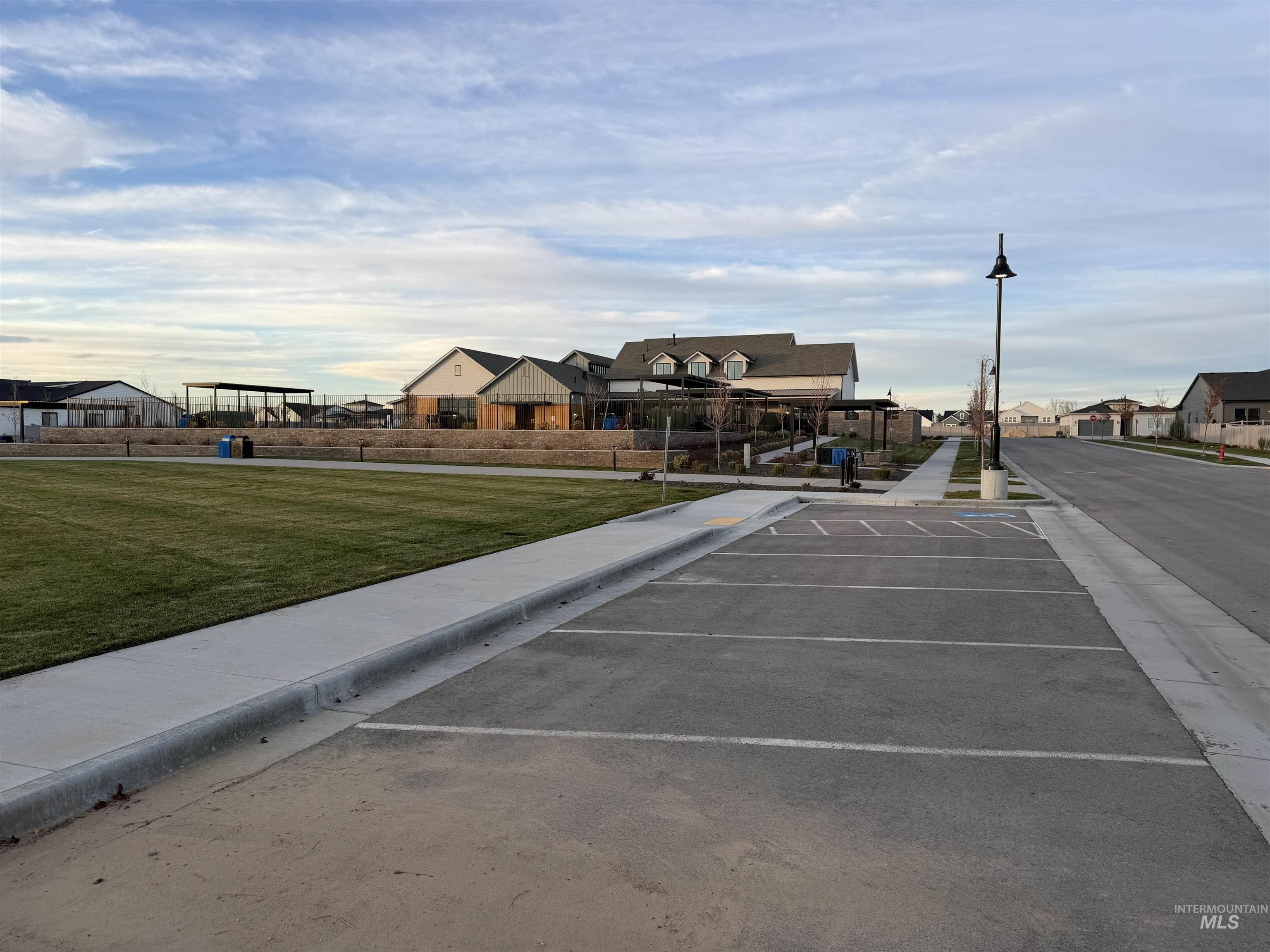 2186 N Leatherwood, Star, Idaho 83669, 2 Bedrooms, 2 Bathrooms, Residential For Sale, Price $454,900, 98968779