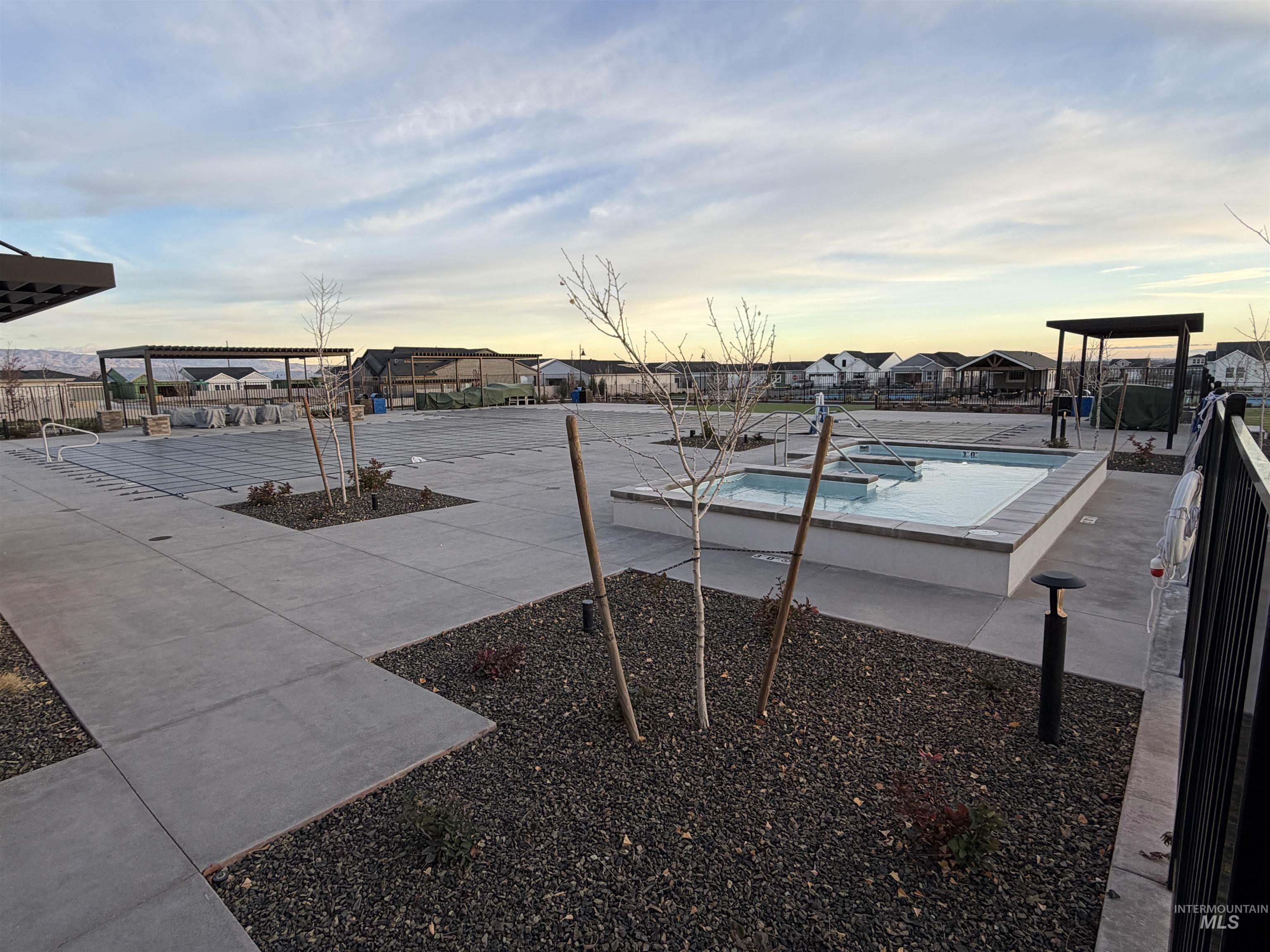 2186 N Leatherwood, Star, Idaho 83669, 2 Bedrooms, 2 Bathrooms, Residential For Sale, Price $454,900, 98968779