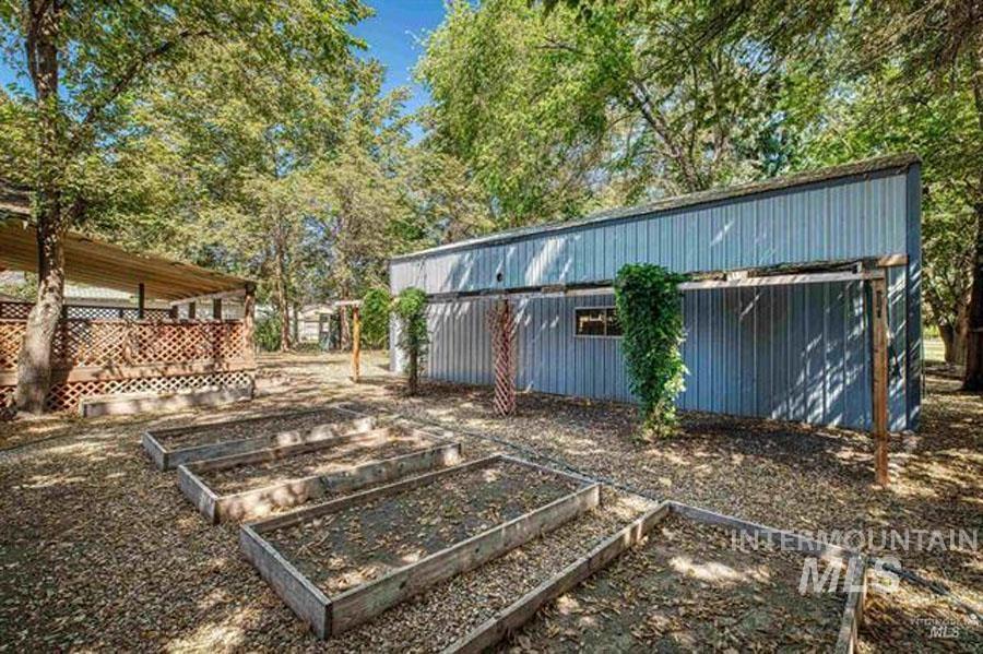 View of yard with a garden