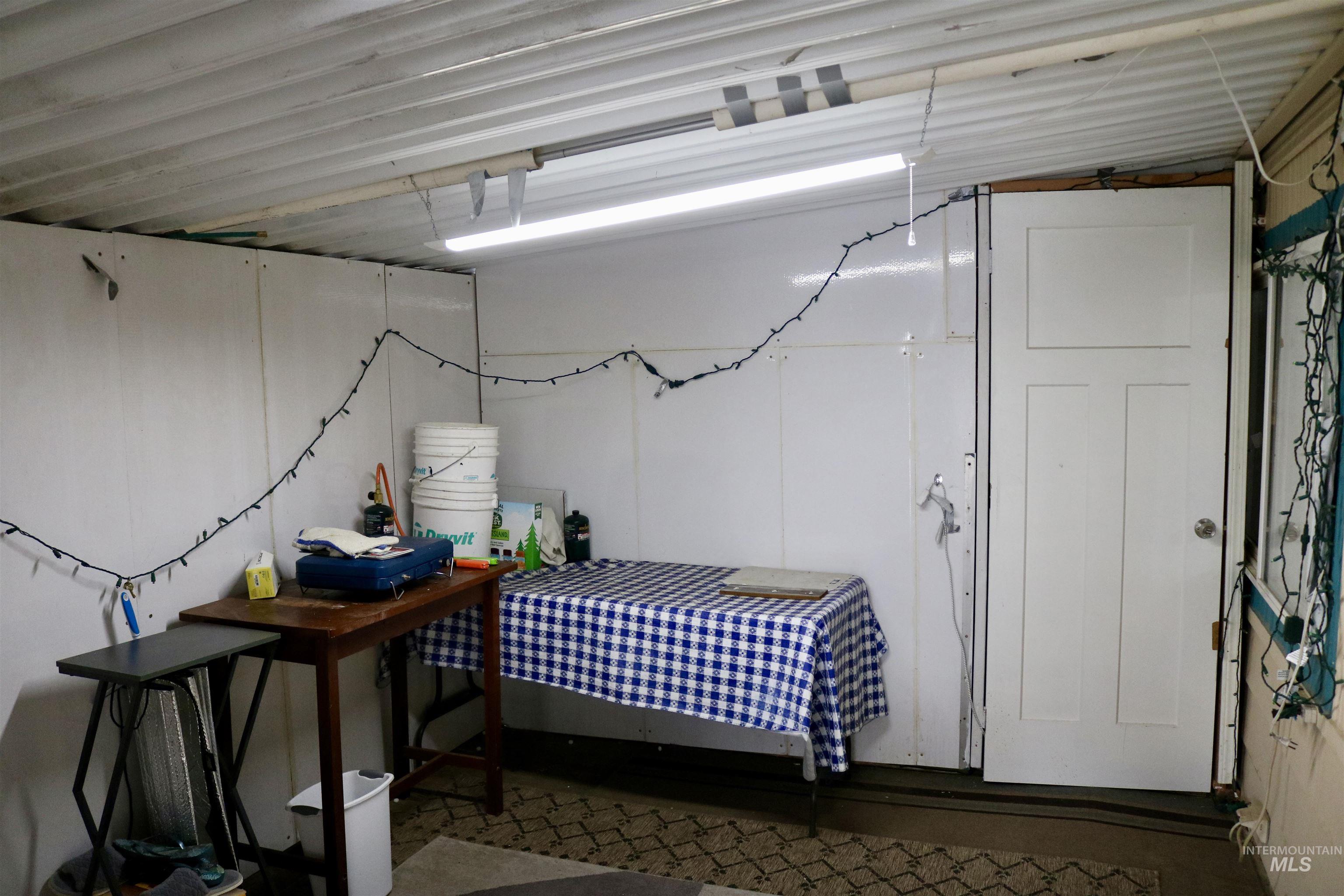 1410 Flamingo, Nampa, Idaho 83651, 2 Bedrooms, 2 Bathrooms, Residential For Sale, Price $73,900, 98968784