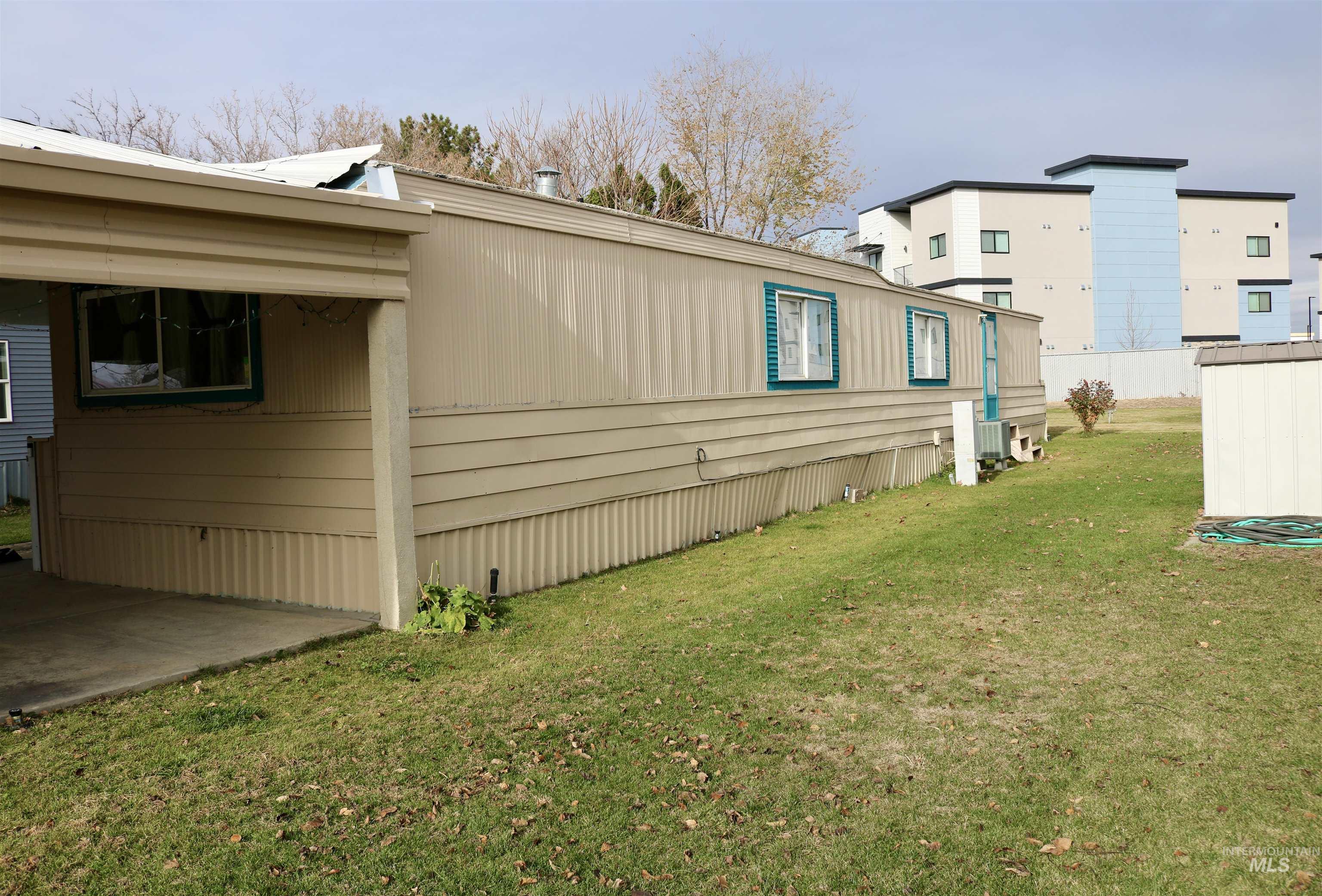 1410 Flamingo, Nampa, Idaho 83651, 2 Bedrooms, 2 Bathrooms, Residential For Sale, Price $73,900, 98968784