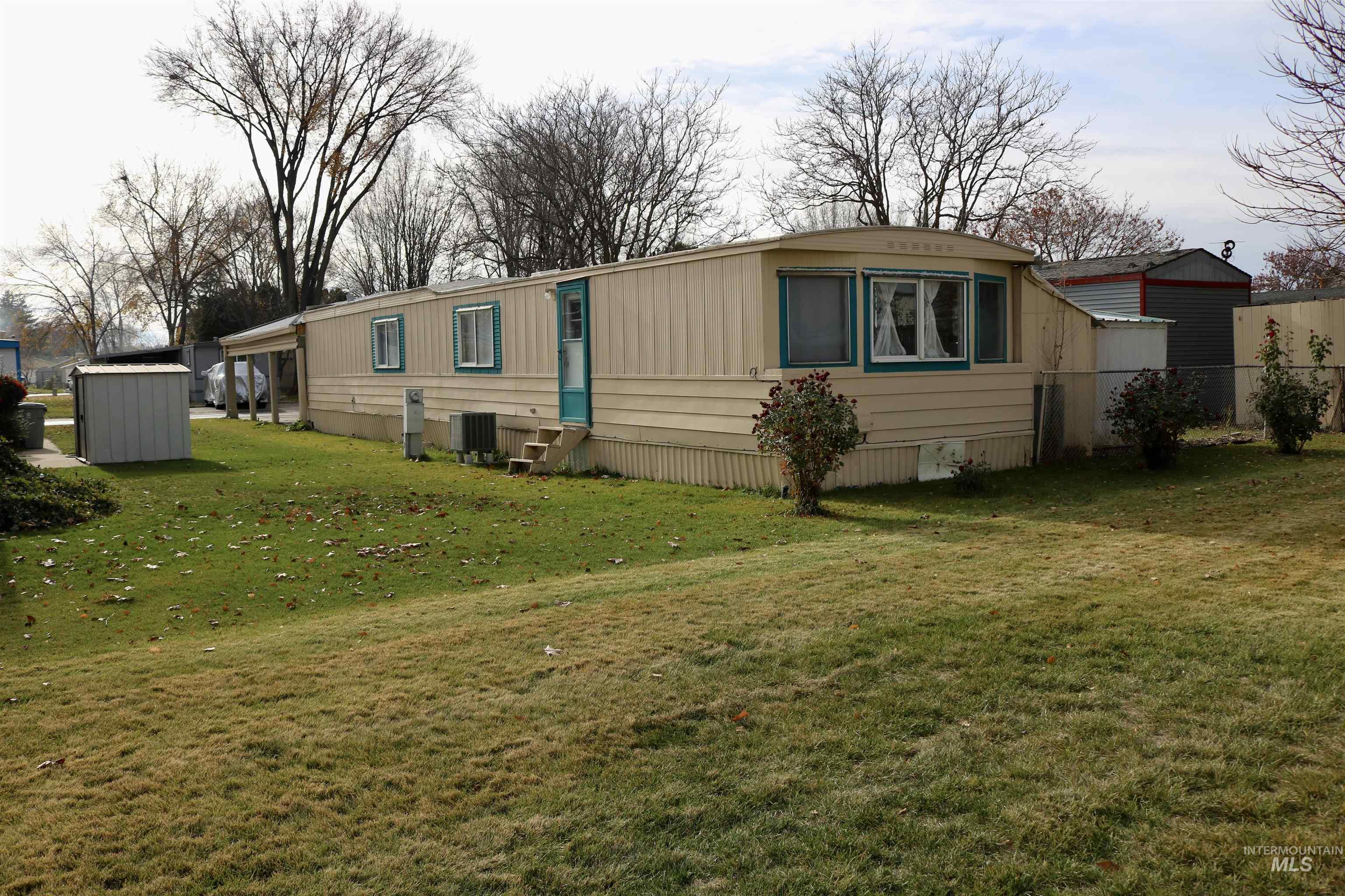 1410 Flamingo, Nampa, Idaho 83651, 2 Bedrooms, 2 Bathrooms, Residential For Sale, Price $73,900, 98968784