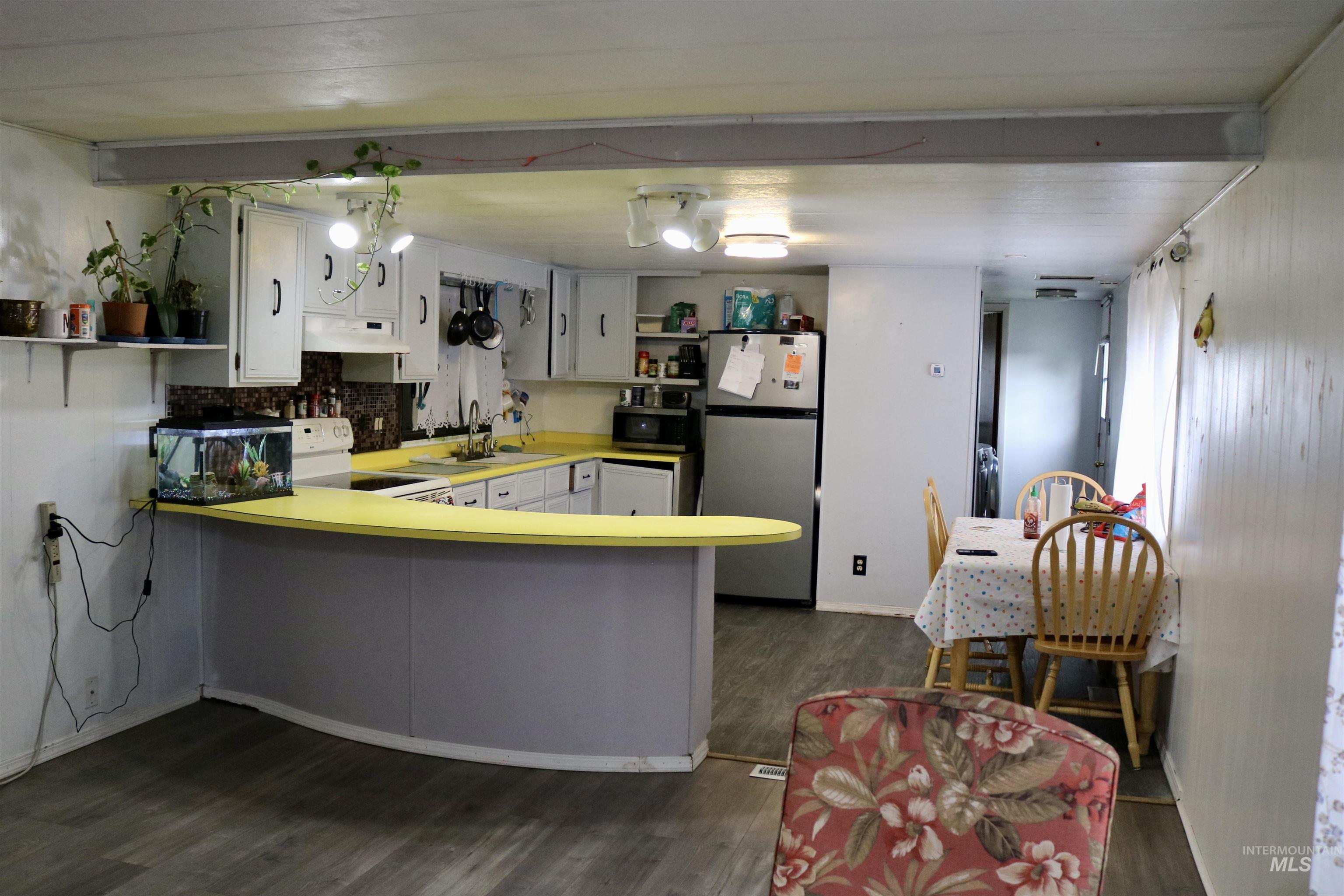 1410 Flamingo, Nampa, Idaho 83651, 2 Bedrooms, 2 Bathrooms, Residential For Sale, Price $73,900, 98968784