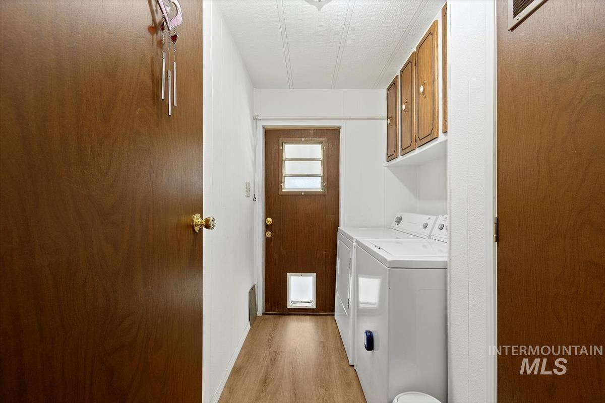 275 N Checola Cir, Boise, Idaho 83713-8004, 2 Bedrooms, 2 Bathrooms, Residential For Sale, Price $120,000, 98968786