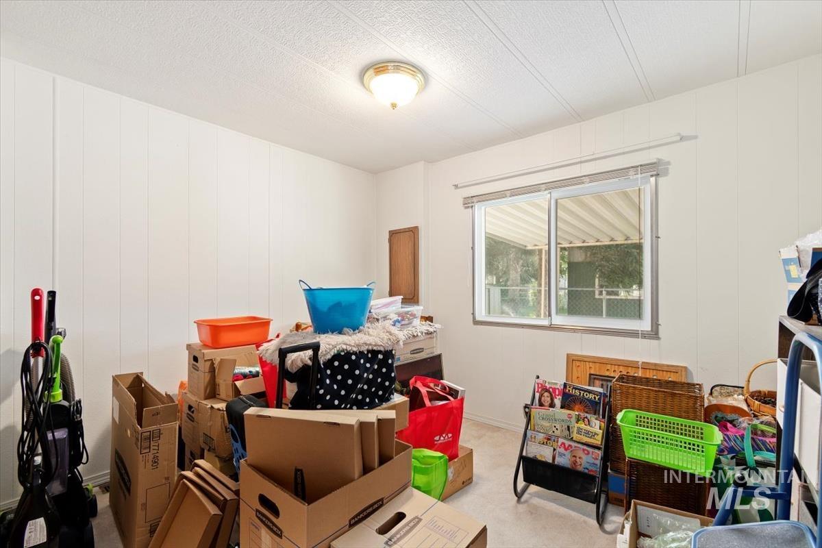 275 N Checola Cir, Boise, Idaho 83713-8004, 2 Bedrooms, 2 Bathrooms, Residential For Sale, Price $120,000, 98968786