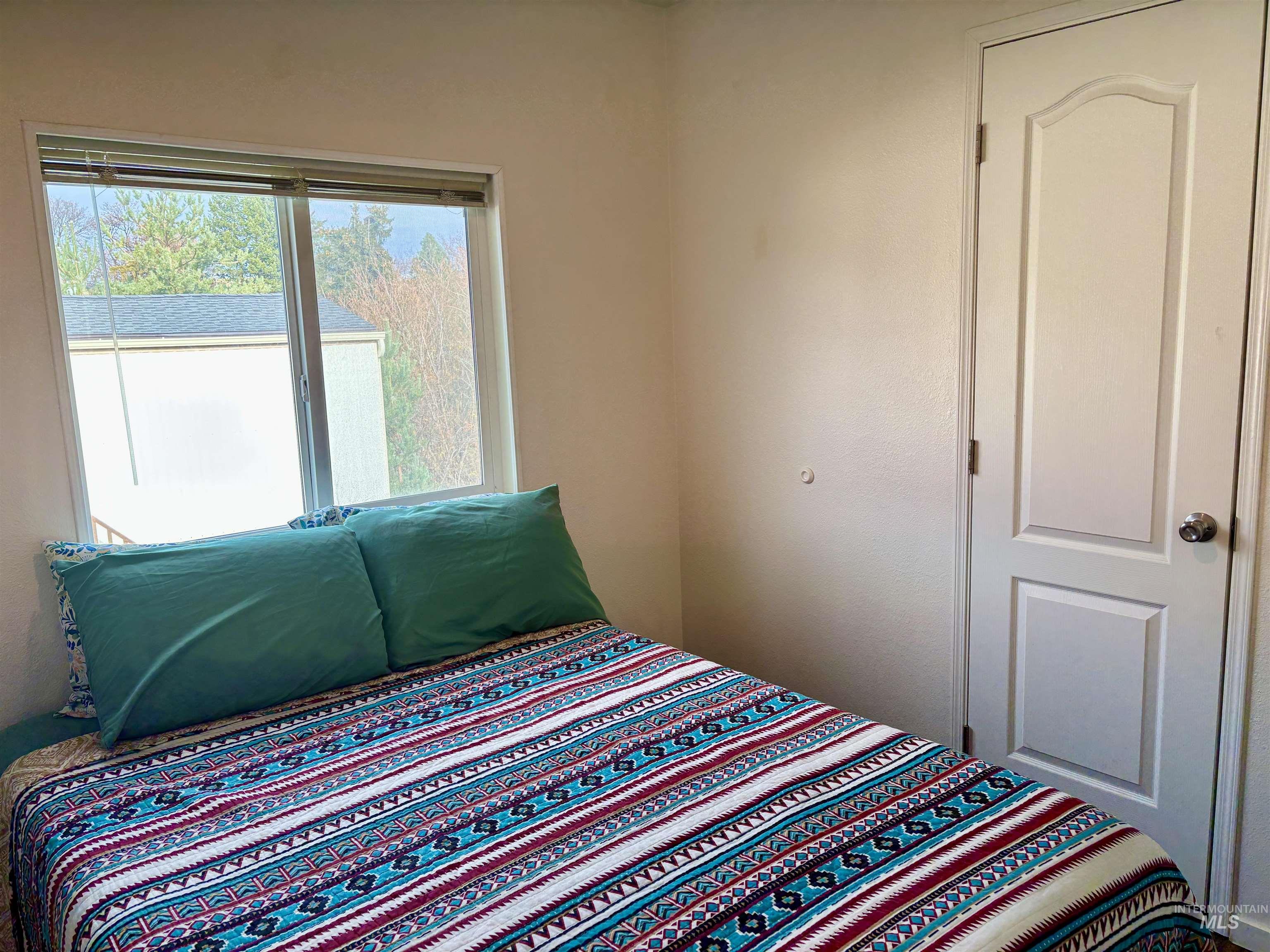 609 N Almon, Moscow, Idaho 83843, 2 Bedrooms, 1 Bathroom, Residential For Sale, Price $85,999,MLS 98968787