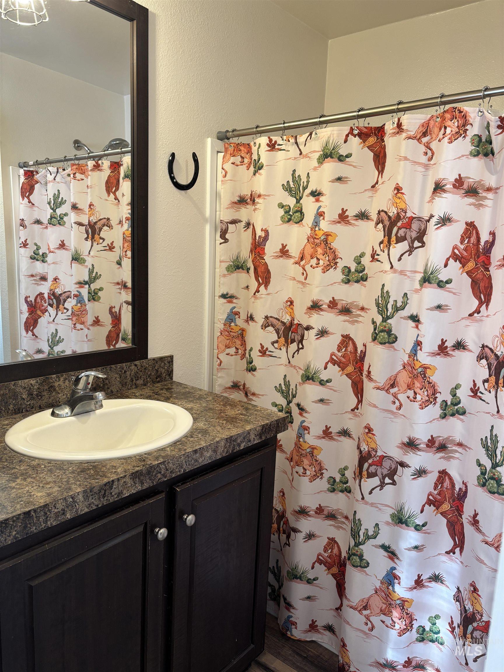 609 N Almon, Moscow, Idaho 83843, 2 Bedrooms, 1 Bathroom, Residential For Sale, Price $85,999,MLS 98968787