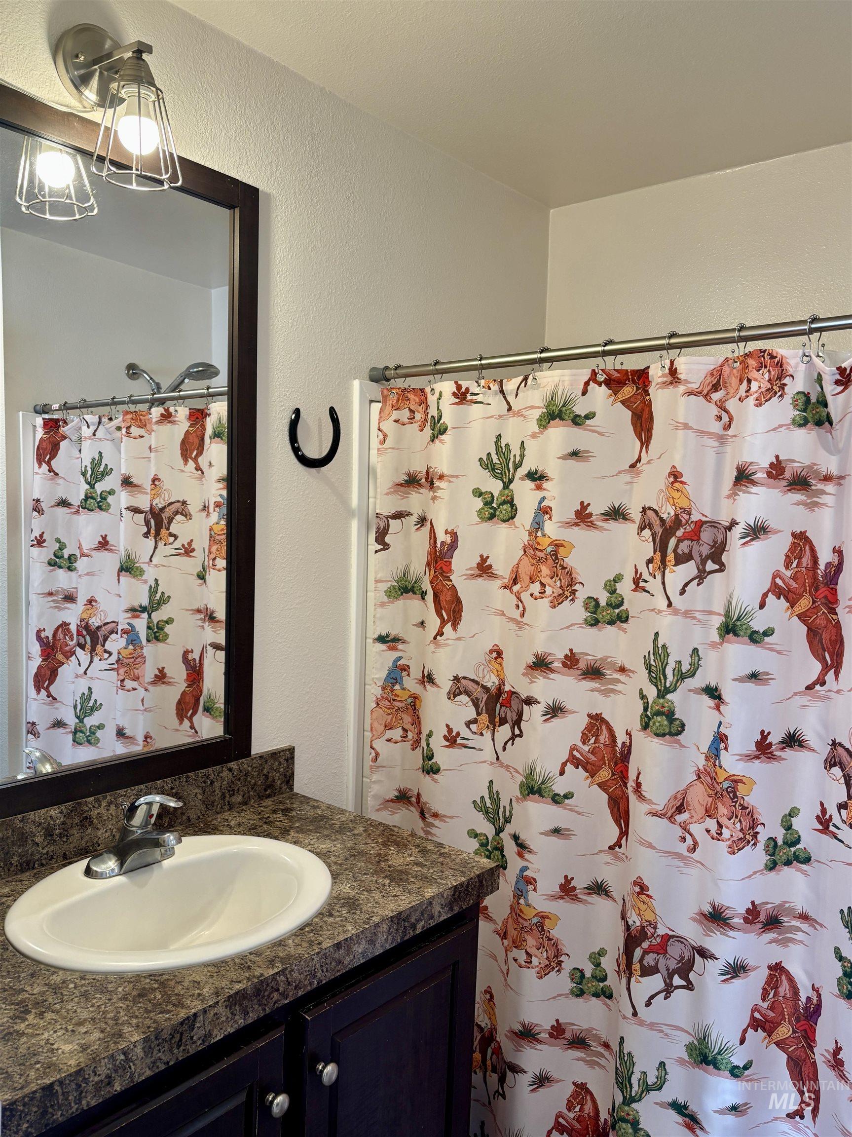 609 N Almon, Moscow, Idaho 83843, 2 Bedrooms, 1 Bathroom, Residential For Sale, Price $85,999,MLS 98968787