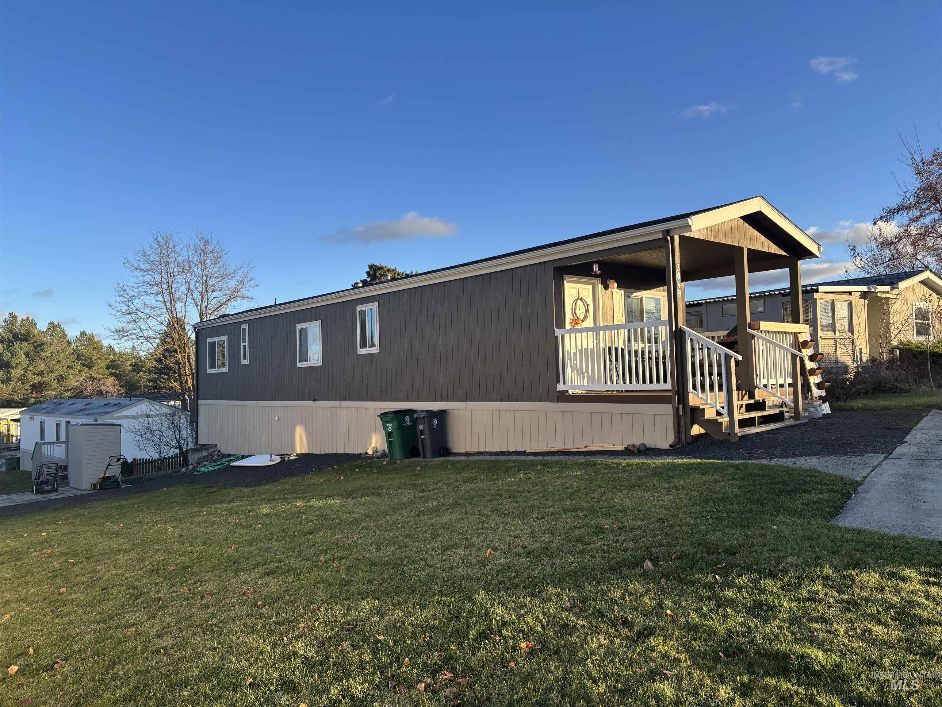 609 N Almon, Moscow, Idaho 83843, 2 Bedrooms, 1 Bathroom, Residential For Sale, Price $85,999,MLS 98968787