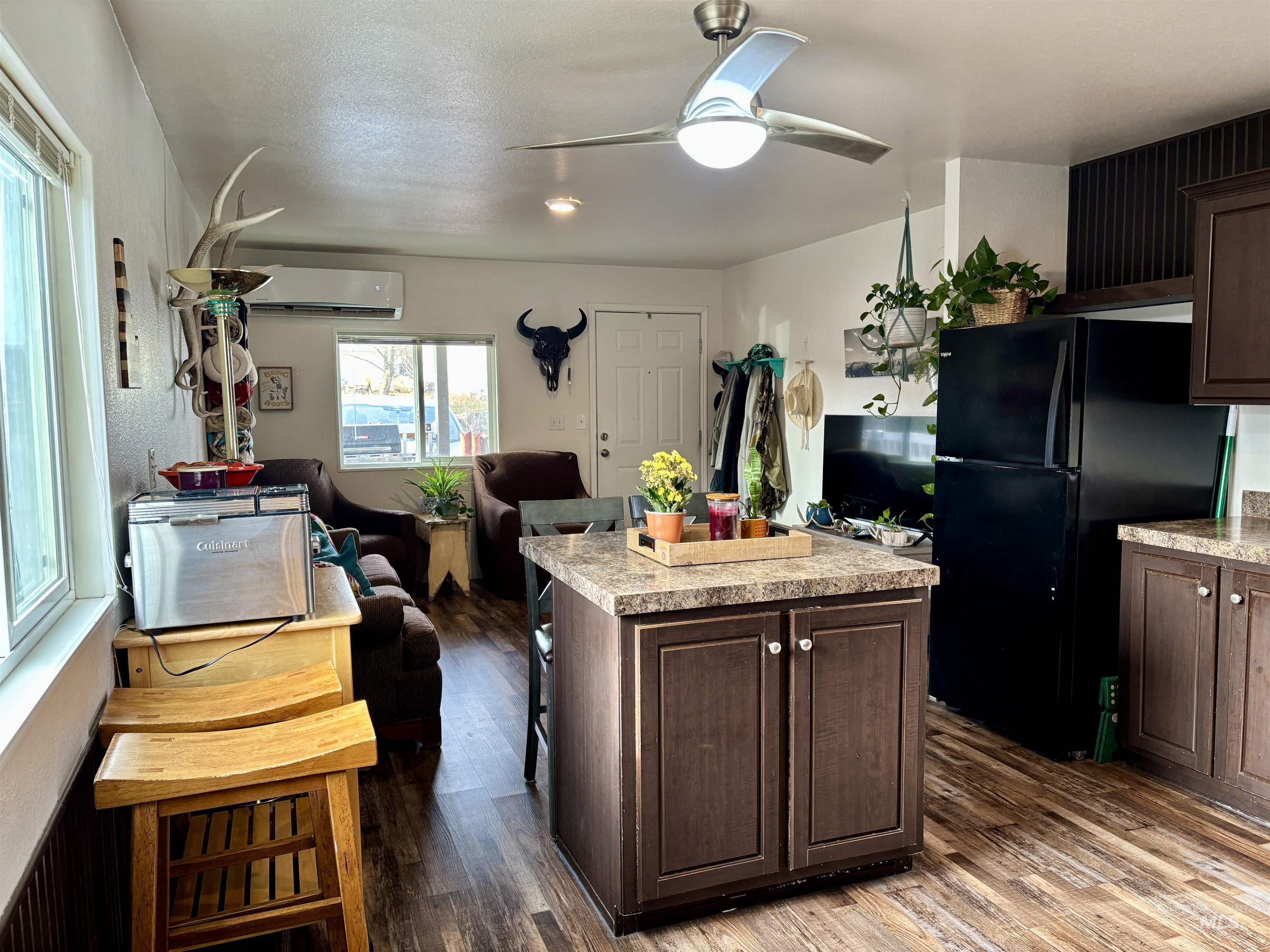 609 N Almon, Moscow, Idaho 83843, 2 Bedrooms, 1 Bathroom, Residential For Sale, Price $85,999,MLS 98968787