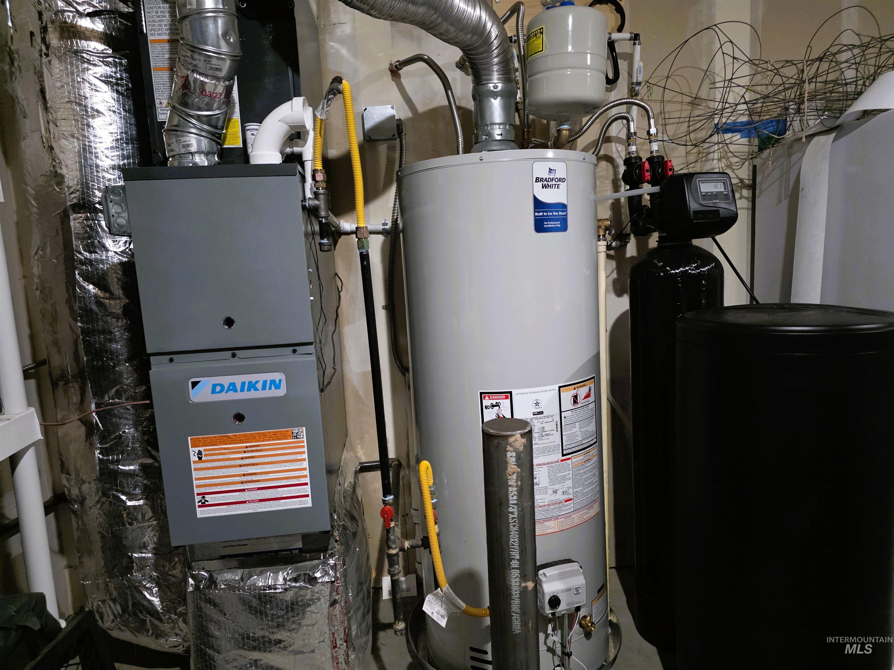 1512 N Elm St, Jerome, Idaho 83338, 3 Bedrooms, 2 Bathrooms, Residential For Sale, Price $315,000, 98968788