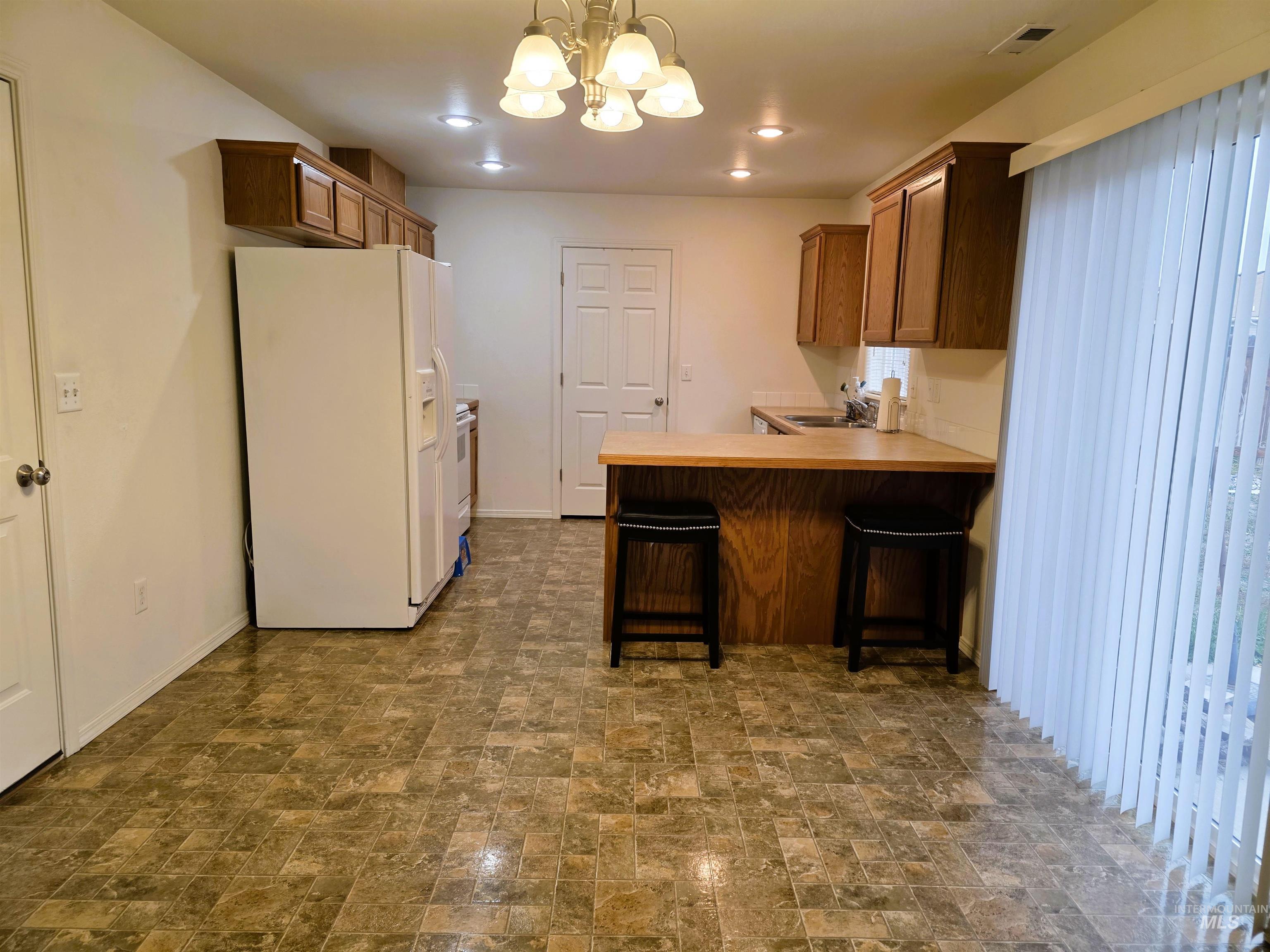 1512 N Elm St, Jerome, Idaho 83338, 3 Bedrooms, 2 Bathrooms, Residential For Sale, Price $315,000, 98968788