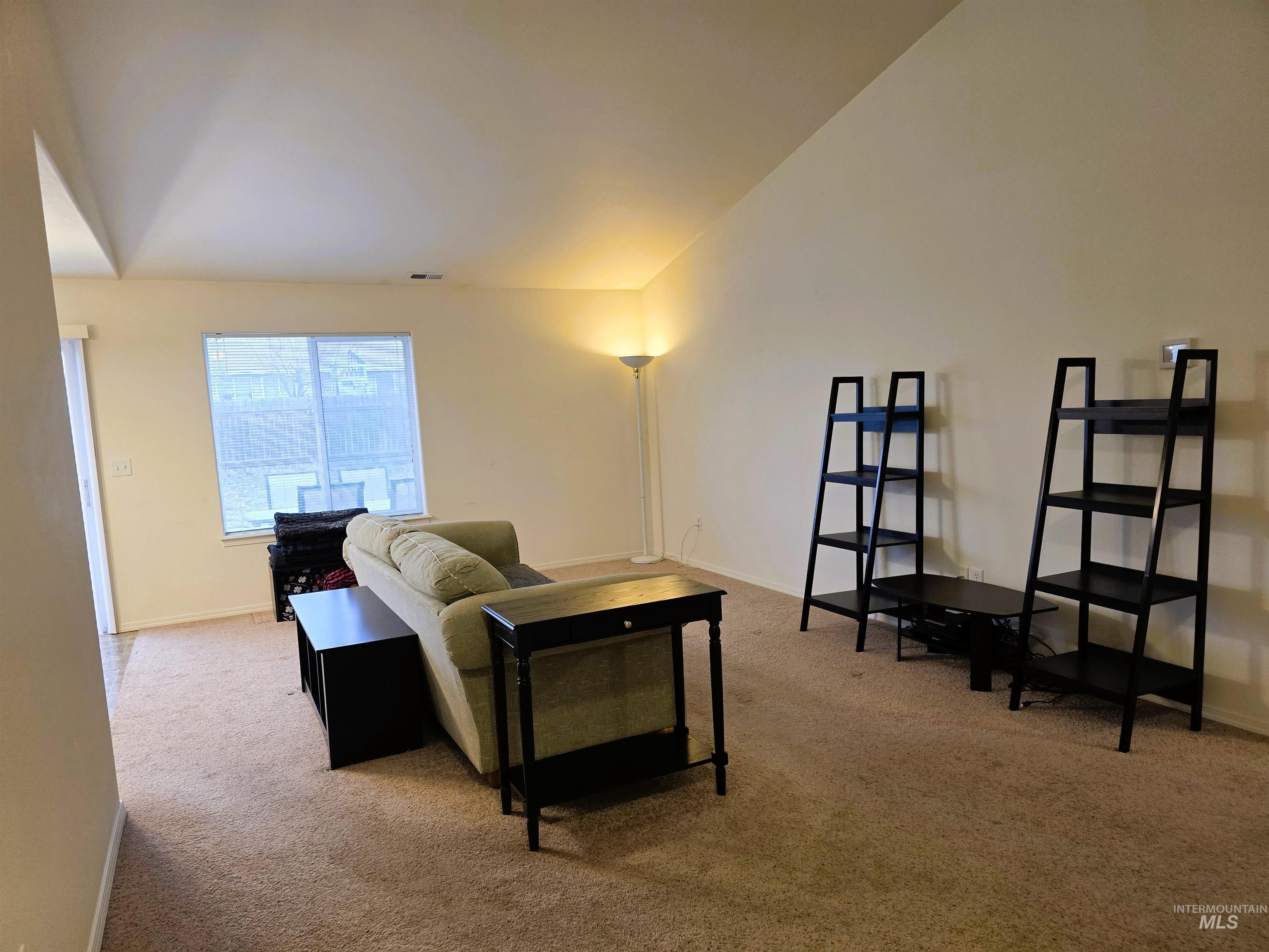 1512 N Elm St, Jerome, Idaho 83338, 3 Bedrooms, 2 Bathrooms, Residential For Sale, Price $315,000, 98968788