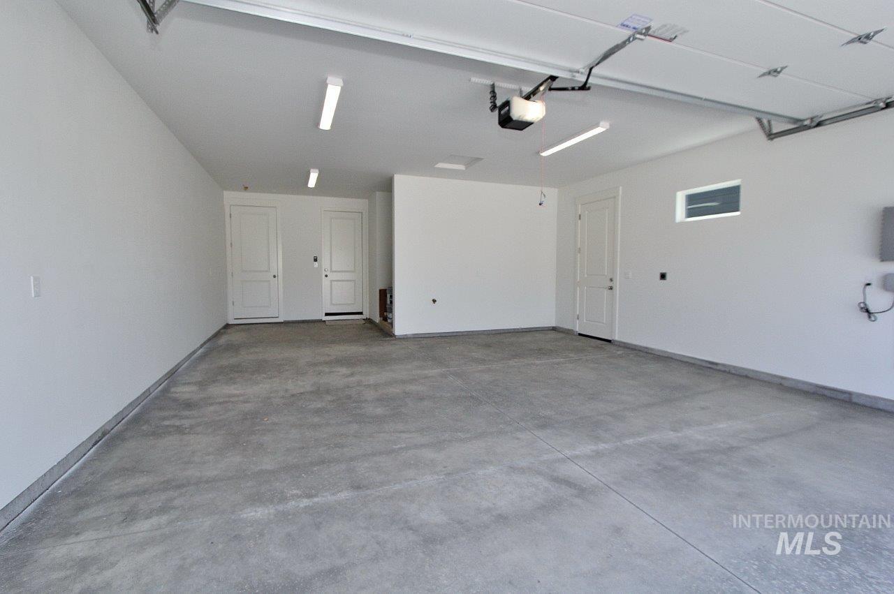 2017 E Brace St, Meridian, Idaho 83642, 3 Bedrooms, 2 Bathrooms, Residential For Sale, Price $624,900, 98968789