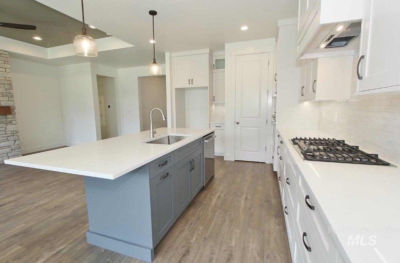 2017 E Brace St, Meridian, Idaho 83642, 3 Bedrooms, 2 Bathrooms, Residential For Sale, Price $624,900, 98968789