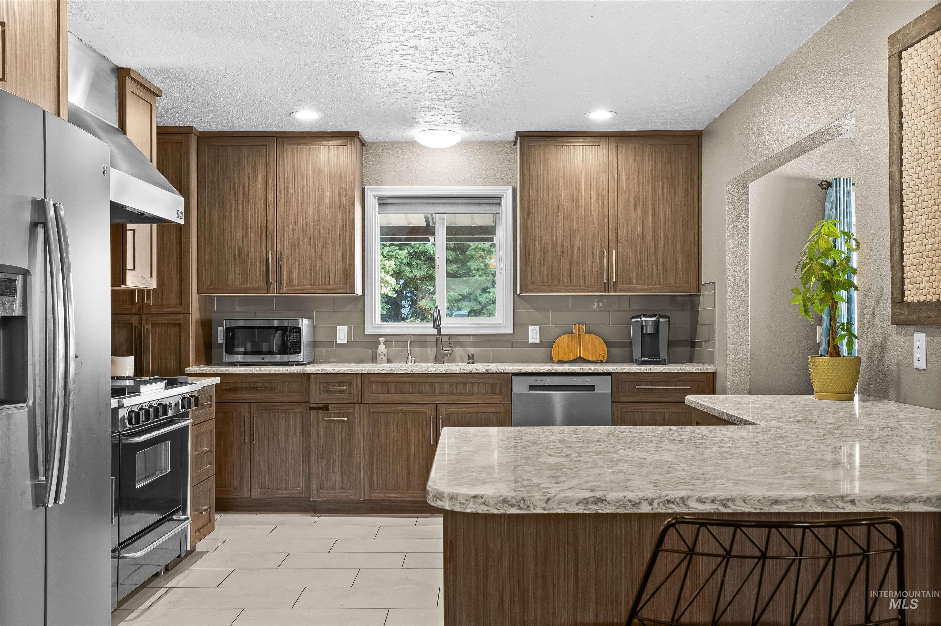 525 Park Ave, Lewiston, Idaho 83501, 4 Bedrooms, 3 Bathrooms, Residential For Sale, Price $599,000, 98968790