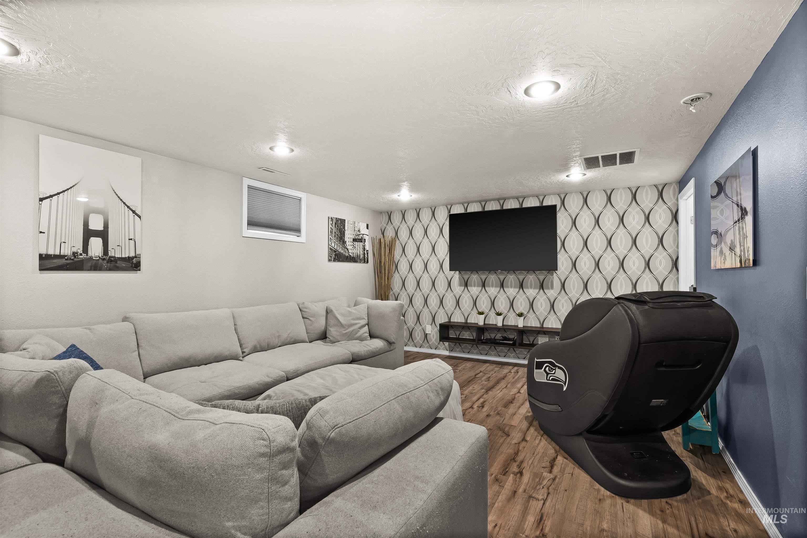 525 Park Ave, Lewiston, Idaho 83501, 4 Bedrooms, 3 Bathrooms, Residential For Sale, Price $599,000, 98968790