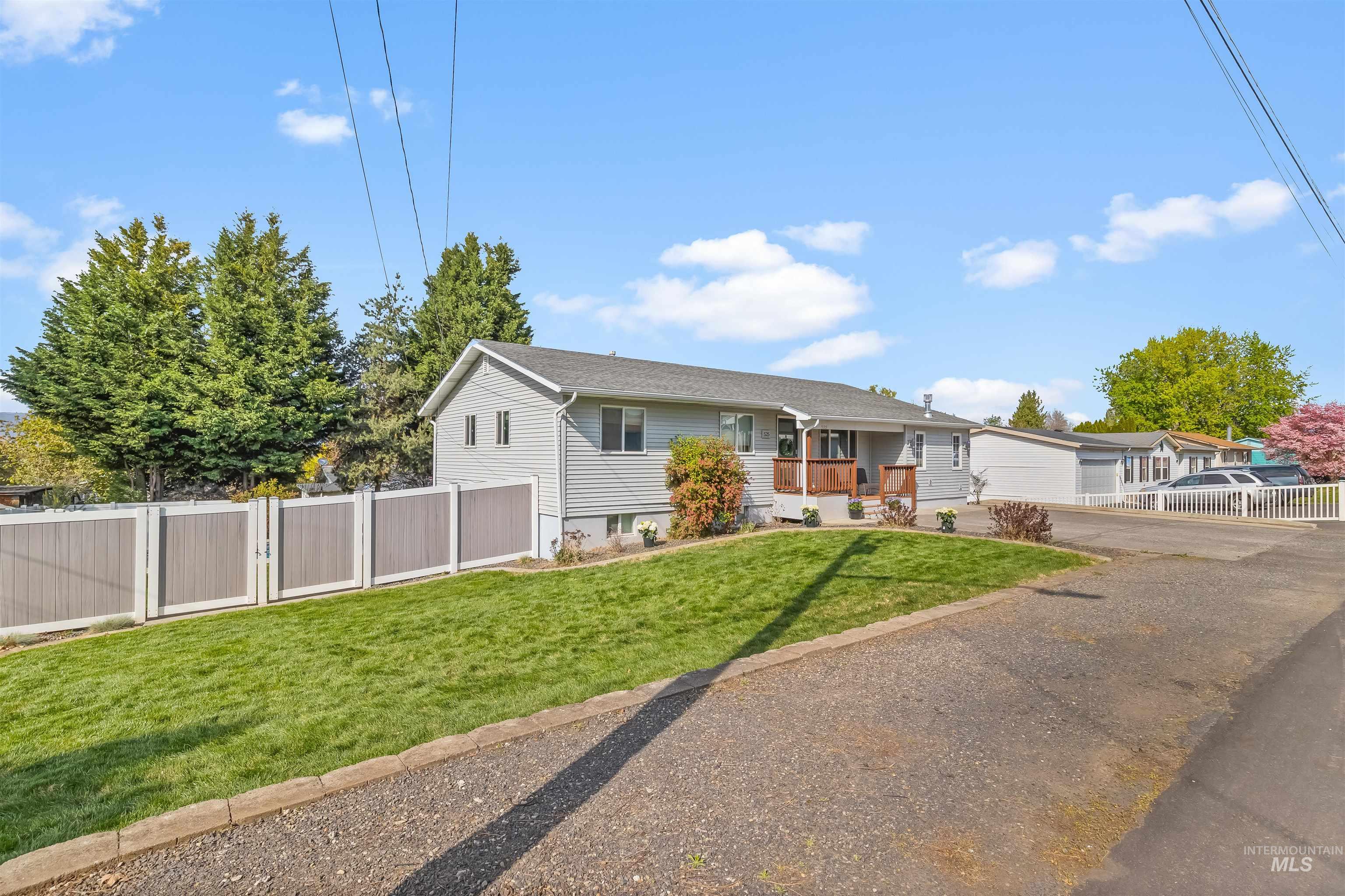 525 Park Ave, Lewiston, Idaho 83501, 4 Bedrooms, 3 Bathrooms, Residential For Sale, Price $599,000, 98968790