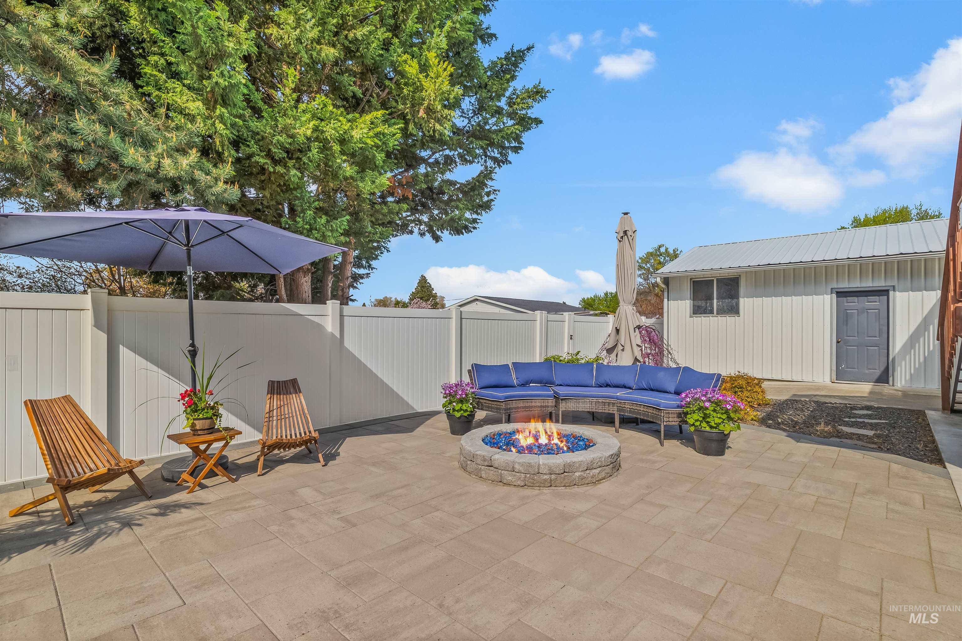 525 Park Ave, Lewiston, Idaho 83501, 4 Bedrooms, 3 Bathrooms, Residential For Sale, Price $599,000, 98968790