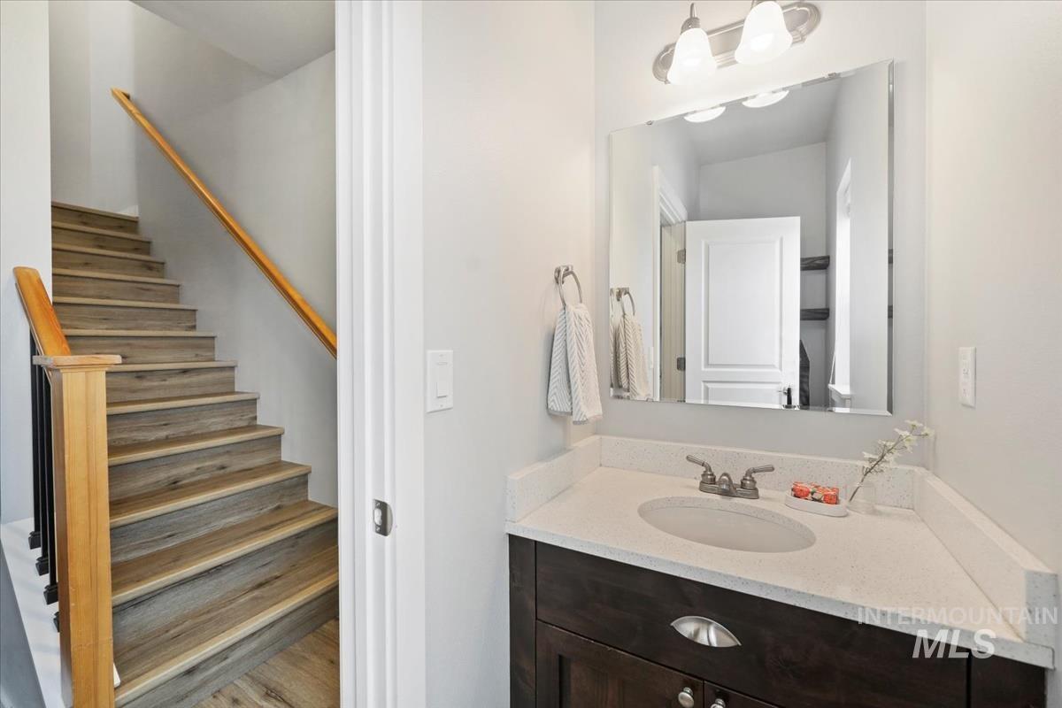 8779 W Pine Valley Ln, Boise, Idaho 83709, 3 Bedrooms, 2.5 Bathrooms, Residential For Sale, Price $350,000, 98968791