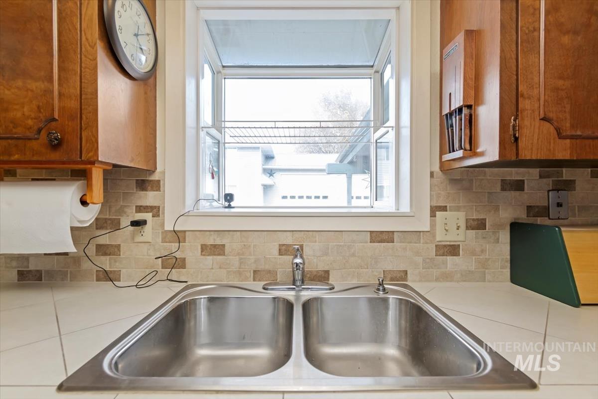 11800 W Florida Drive, Boise, Idaho 83709, Business/Commercial For Sale, Price $695,000, 98968793