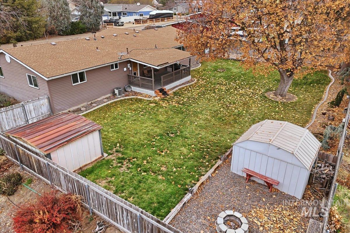 Aerial view of property and surrounding area