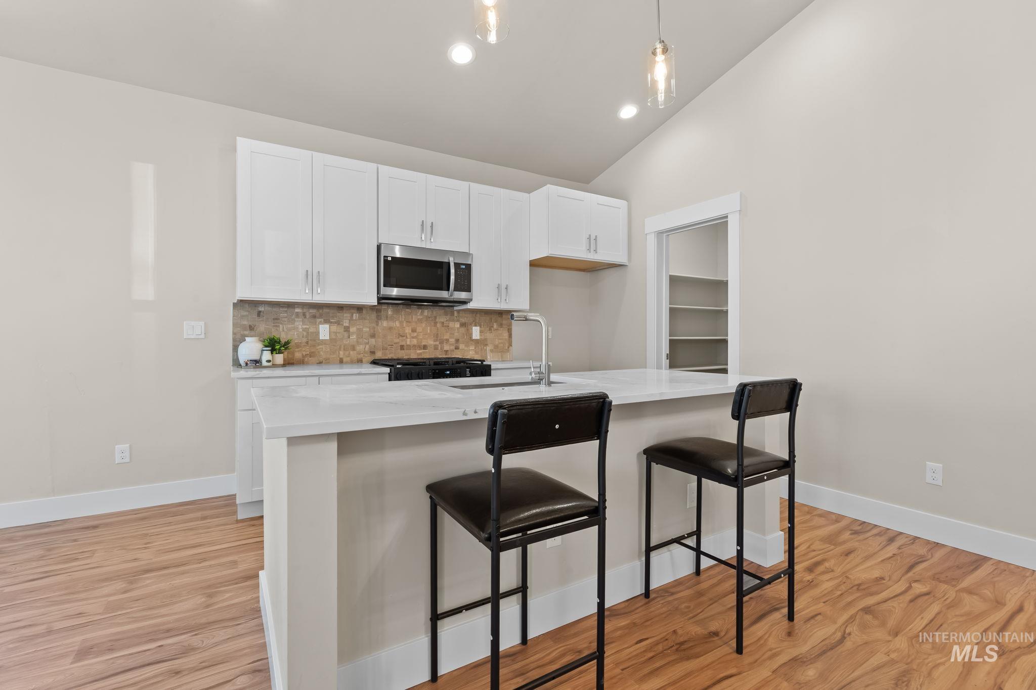 780 S 3rd St, Mountain Home, Idaho 83647, 3 Bedrooms, 2 Bathrooms, Residential For Sale, Price $345,000, 98968800